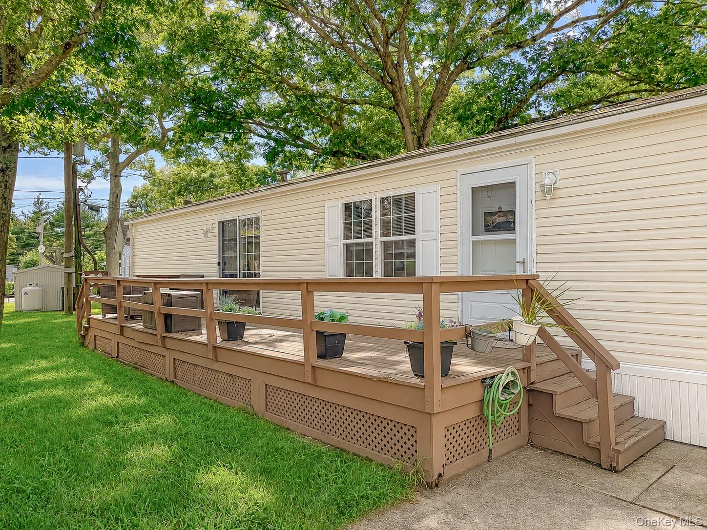 37 Hubbard 39 Property Photo 3