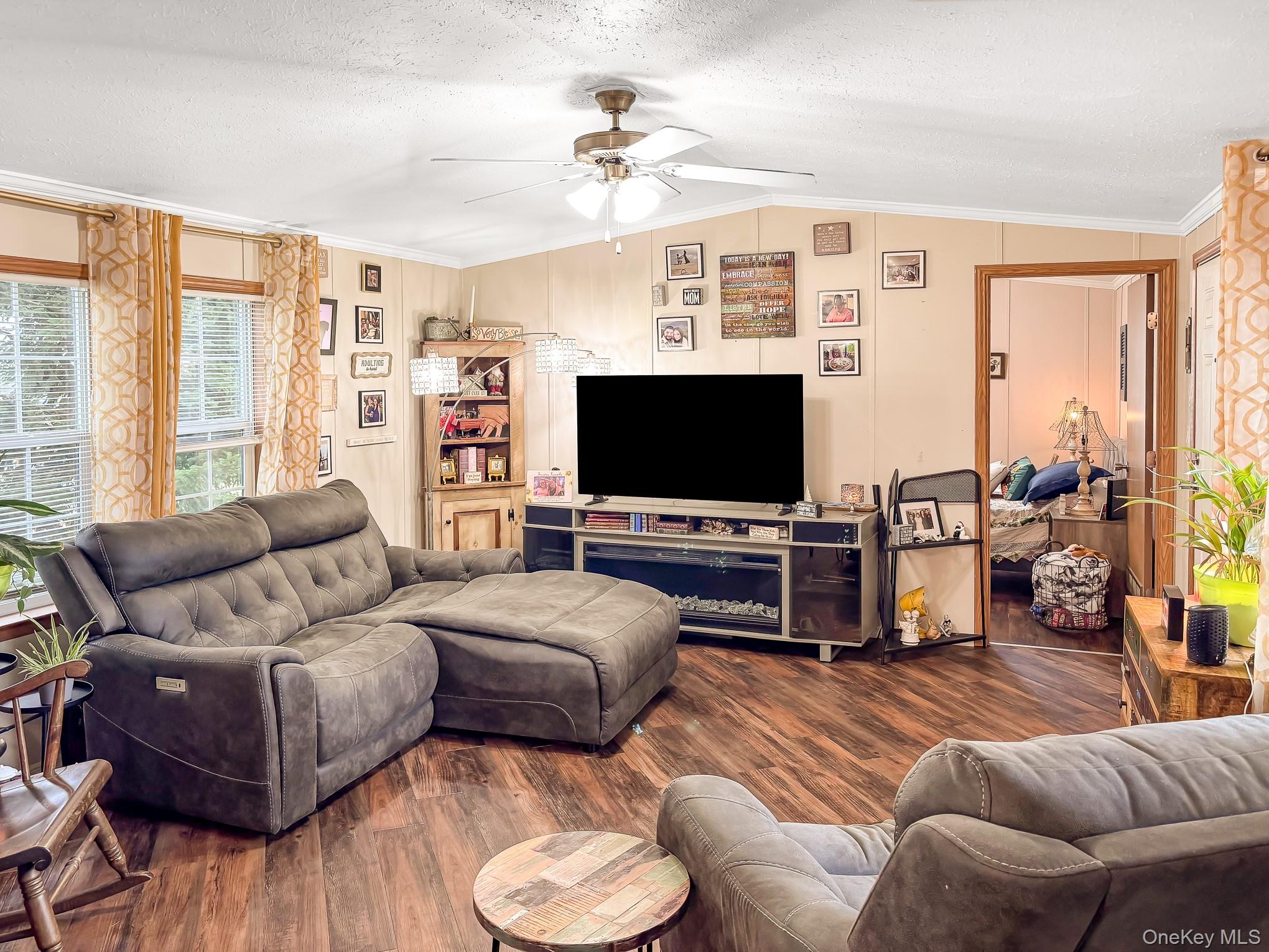 37 Hubbard 39 Property Photo 10