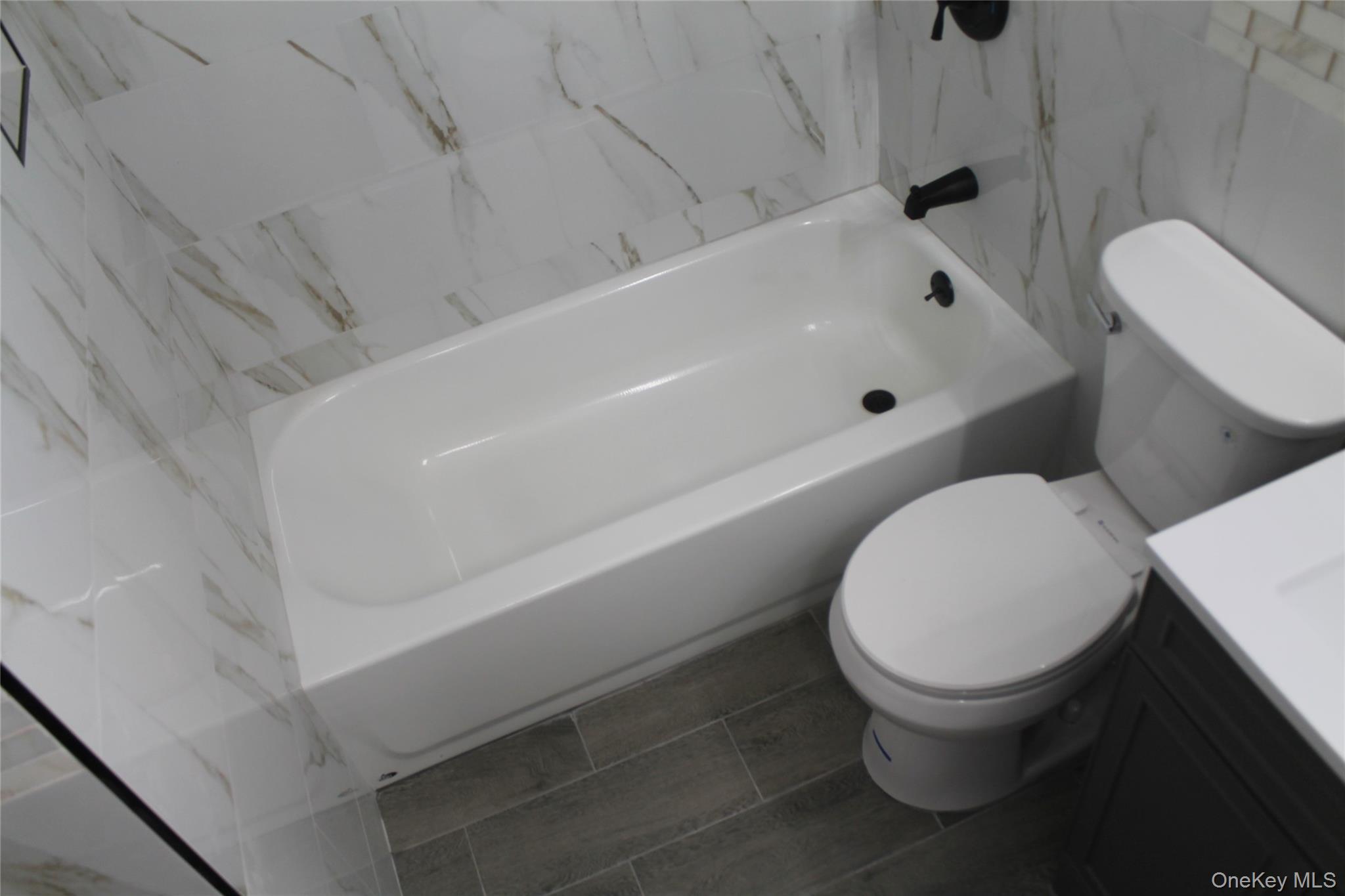 12 Lexington Hill 7 Property Photo 10