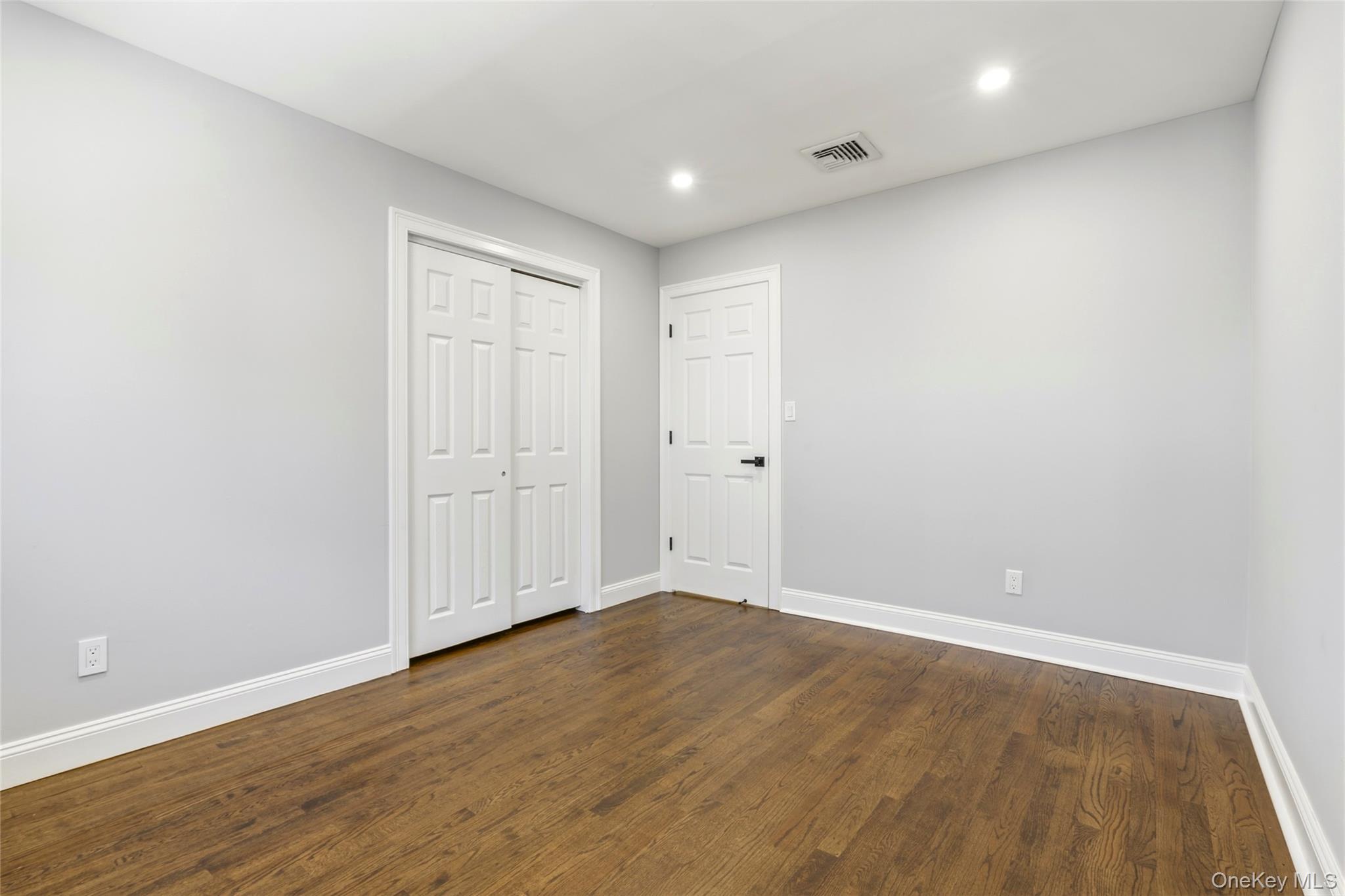 2599 Orr Street Property Photo 17