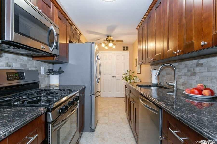 22 N Forest Avenue 1n Property Photo 7