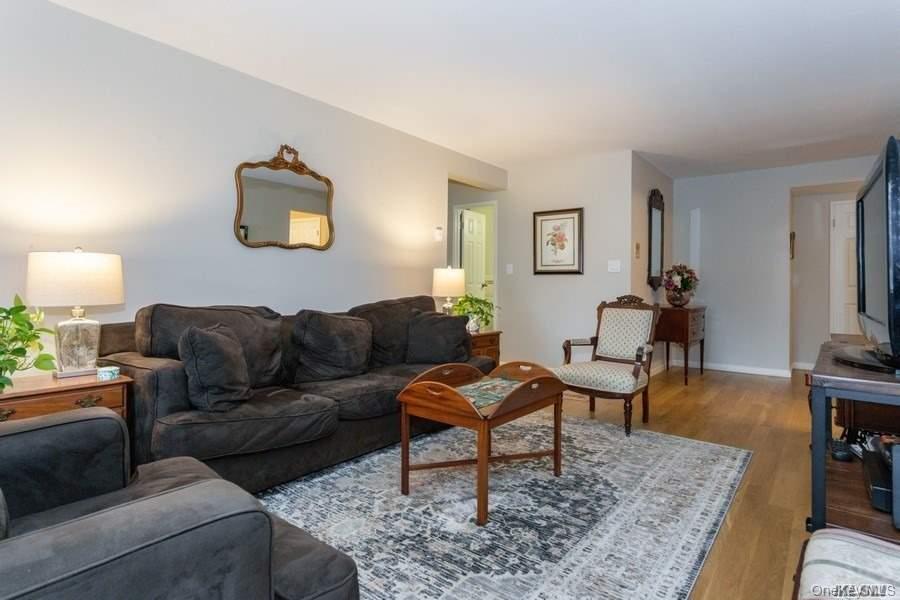 22 N Forest Avenue 1n Property Photo 13