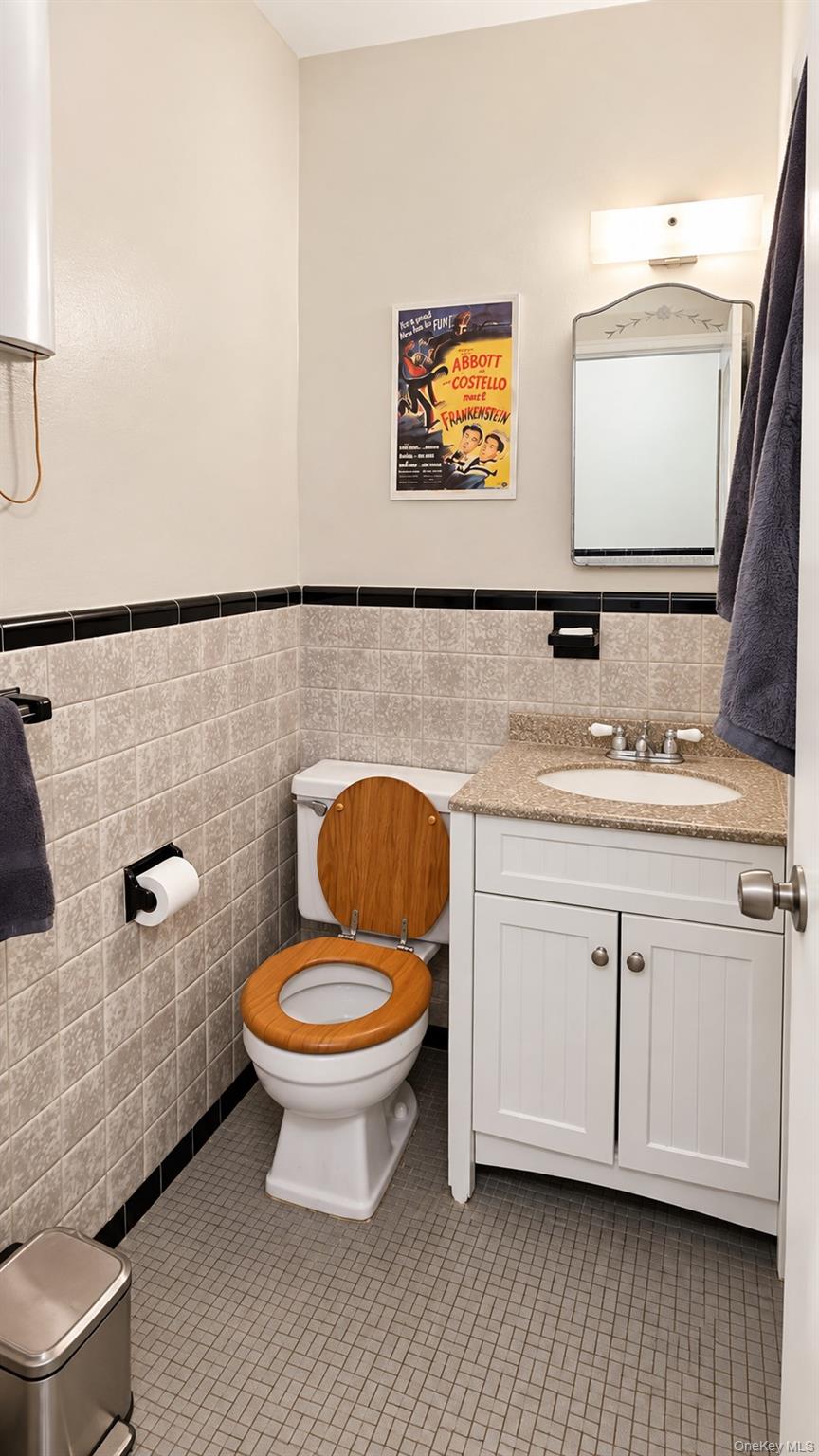 55a Ehrbar Avenue 4c Property Photo 7