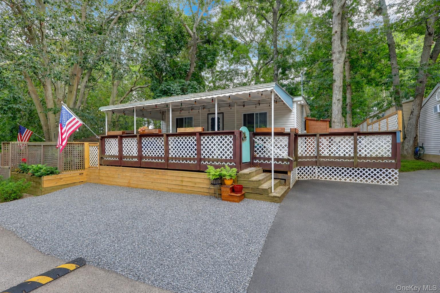 15 Cottage Road Property Photo 2