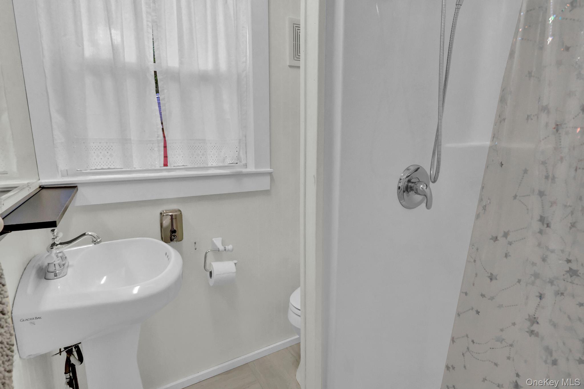 15 Cottage Road Property Photo 13