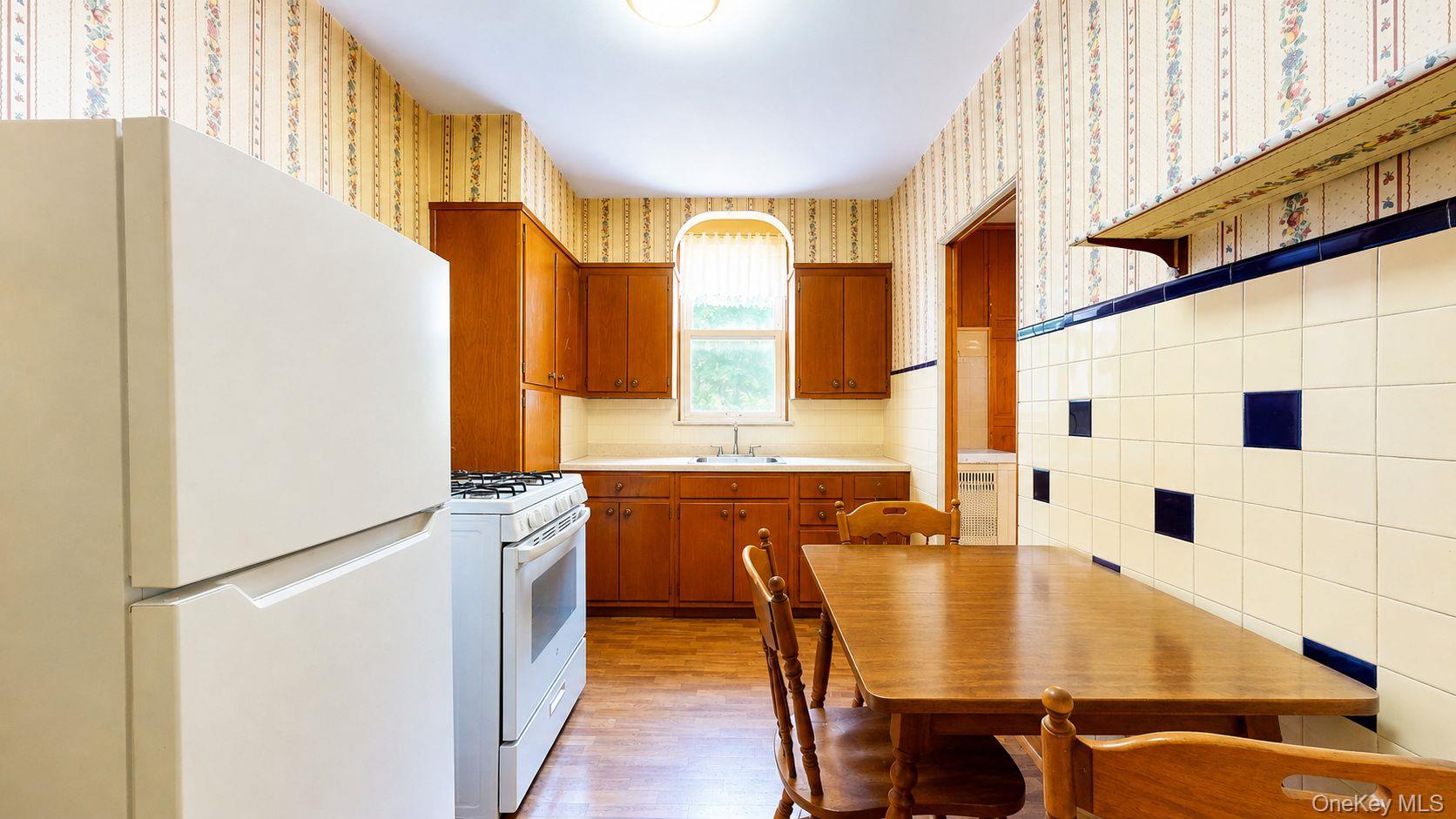 5260 79th Street Property Photo 10