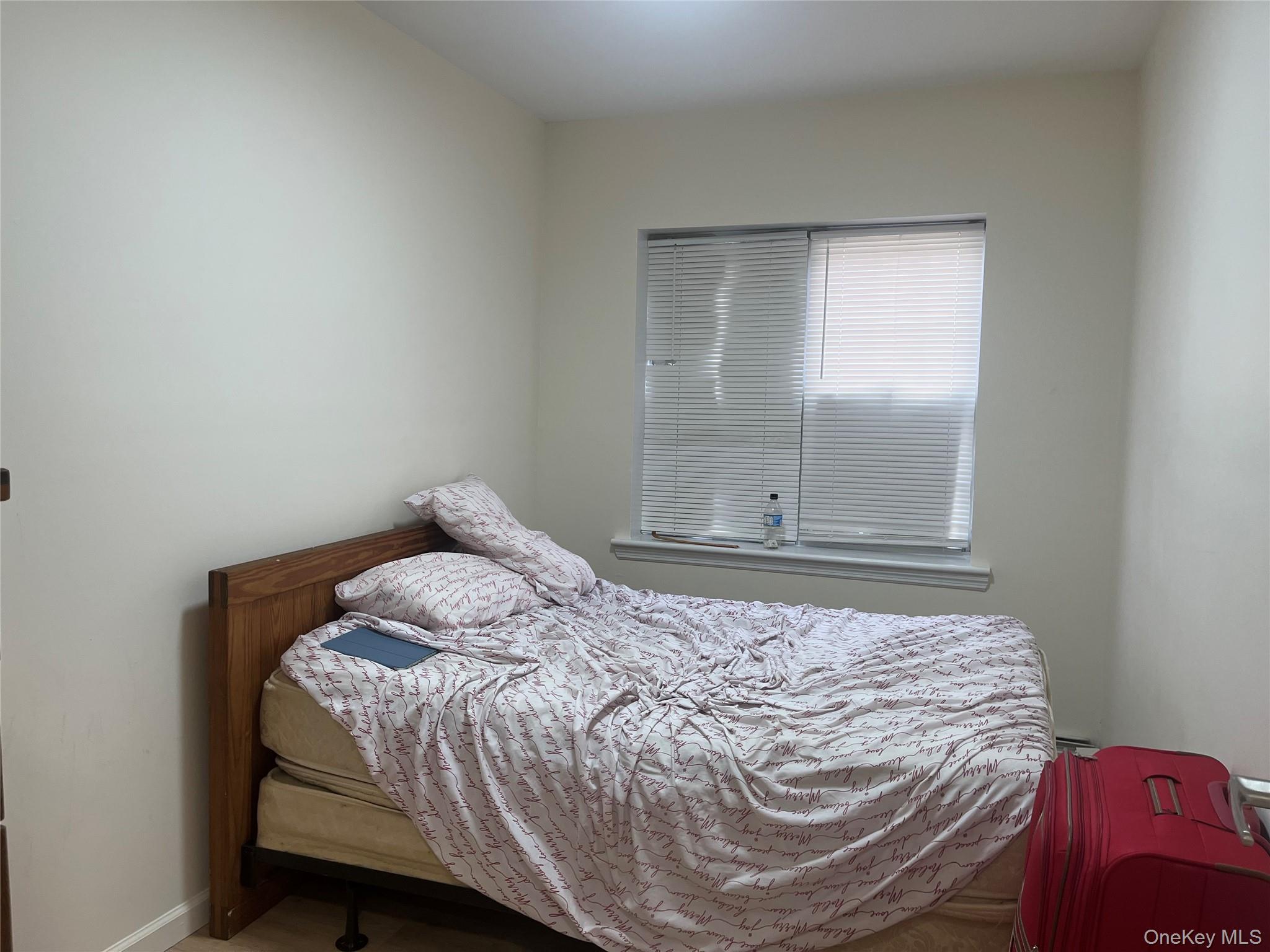 208-10a 39 Avenue Property Photo 9