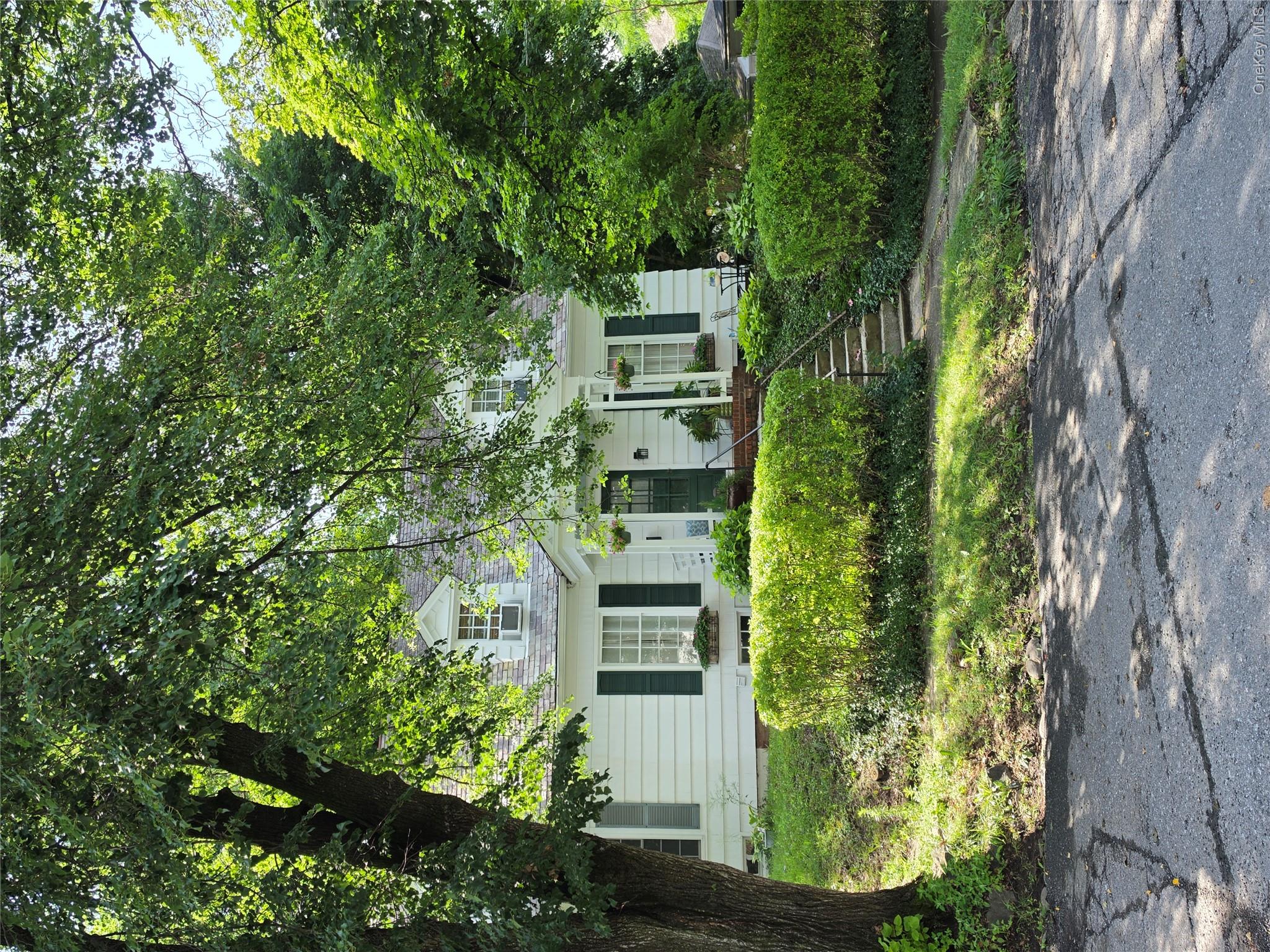 20 Bush Avenue Property Photo 1