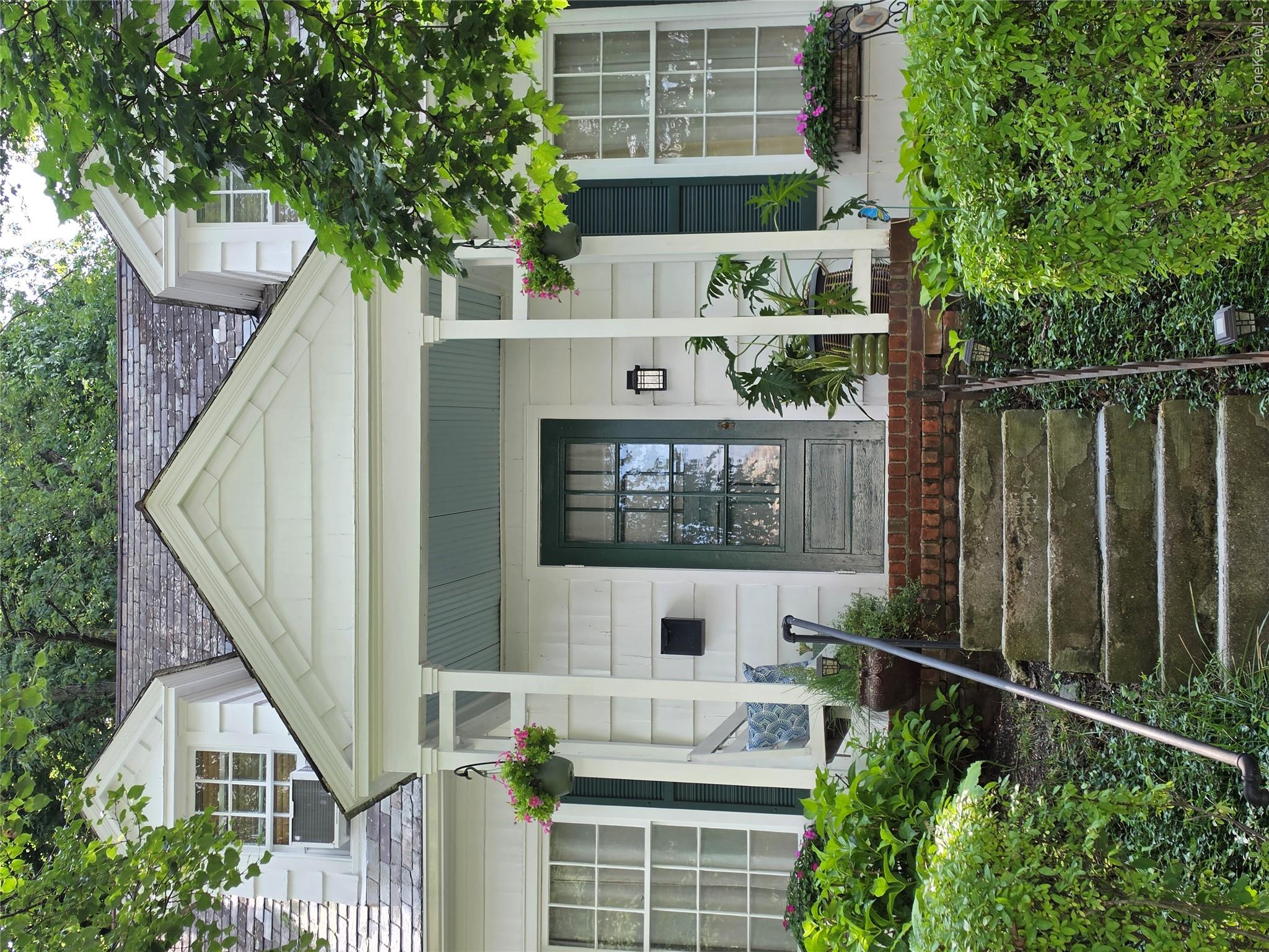 20 Bush Avenue Property Photo 4