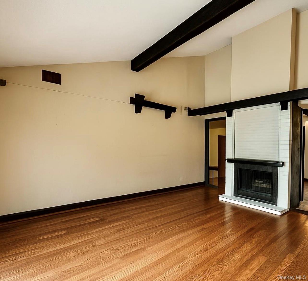 46 Andover Drive Property Photo 5