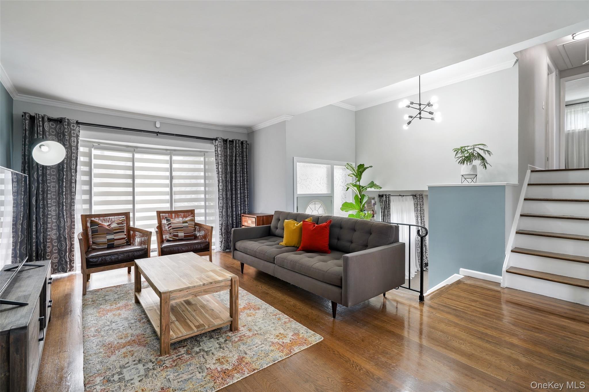 6 S High Street Property Photo 3