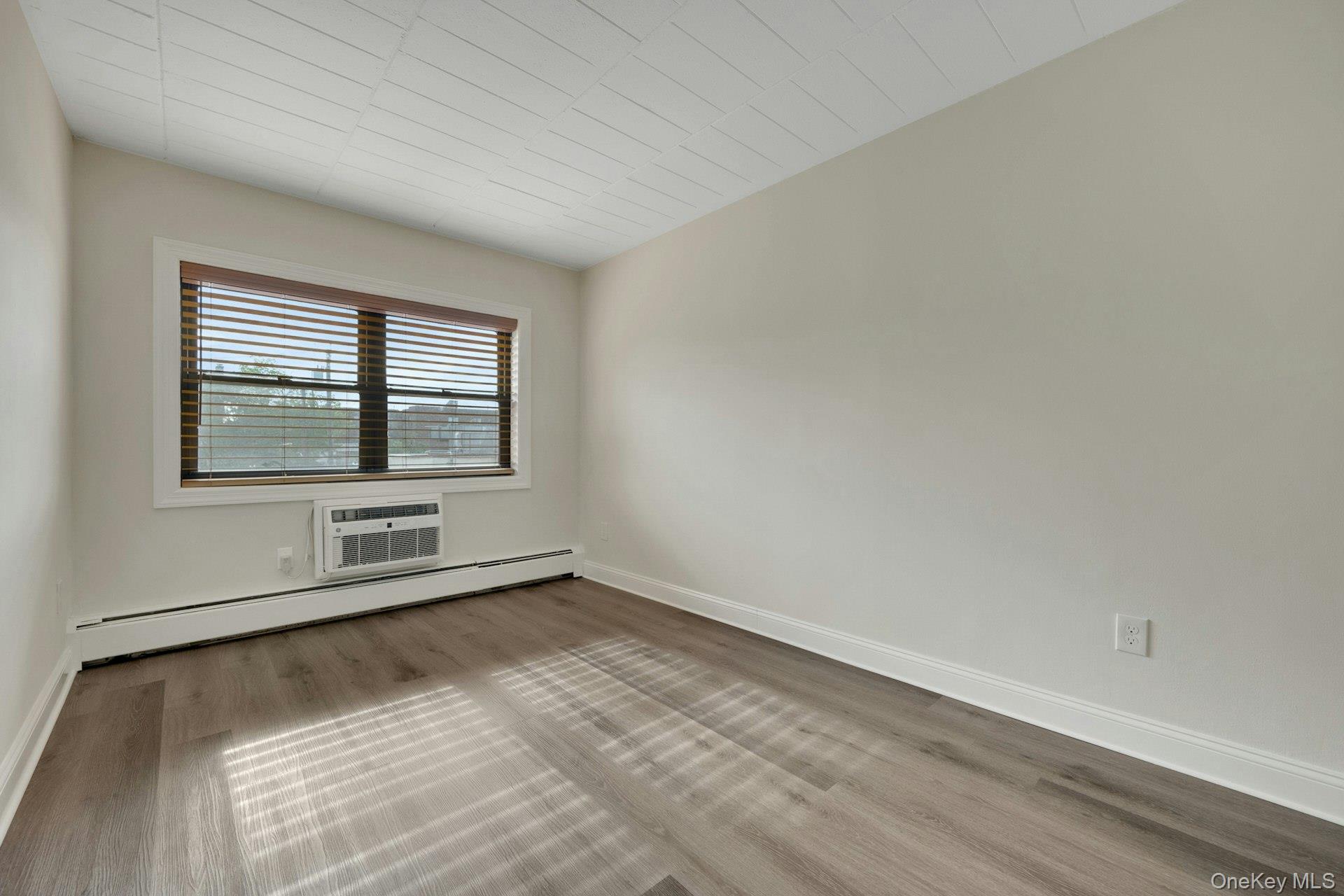2 Park Avenue 3h Property Photo 11