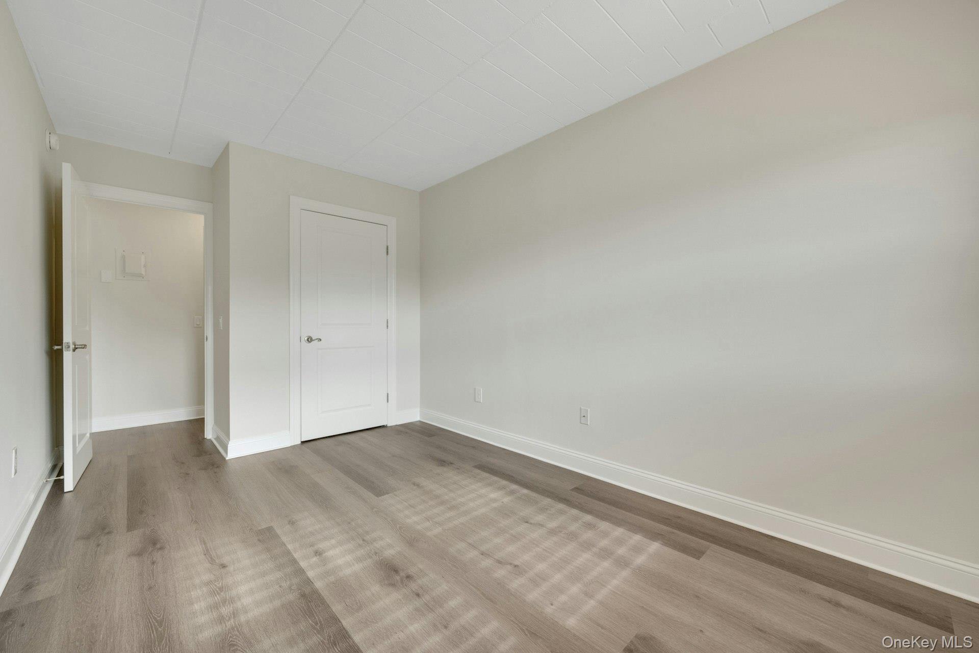 2 Park Avenue 3h Property Photo 12