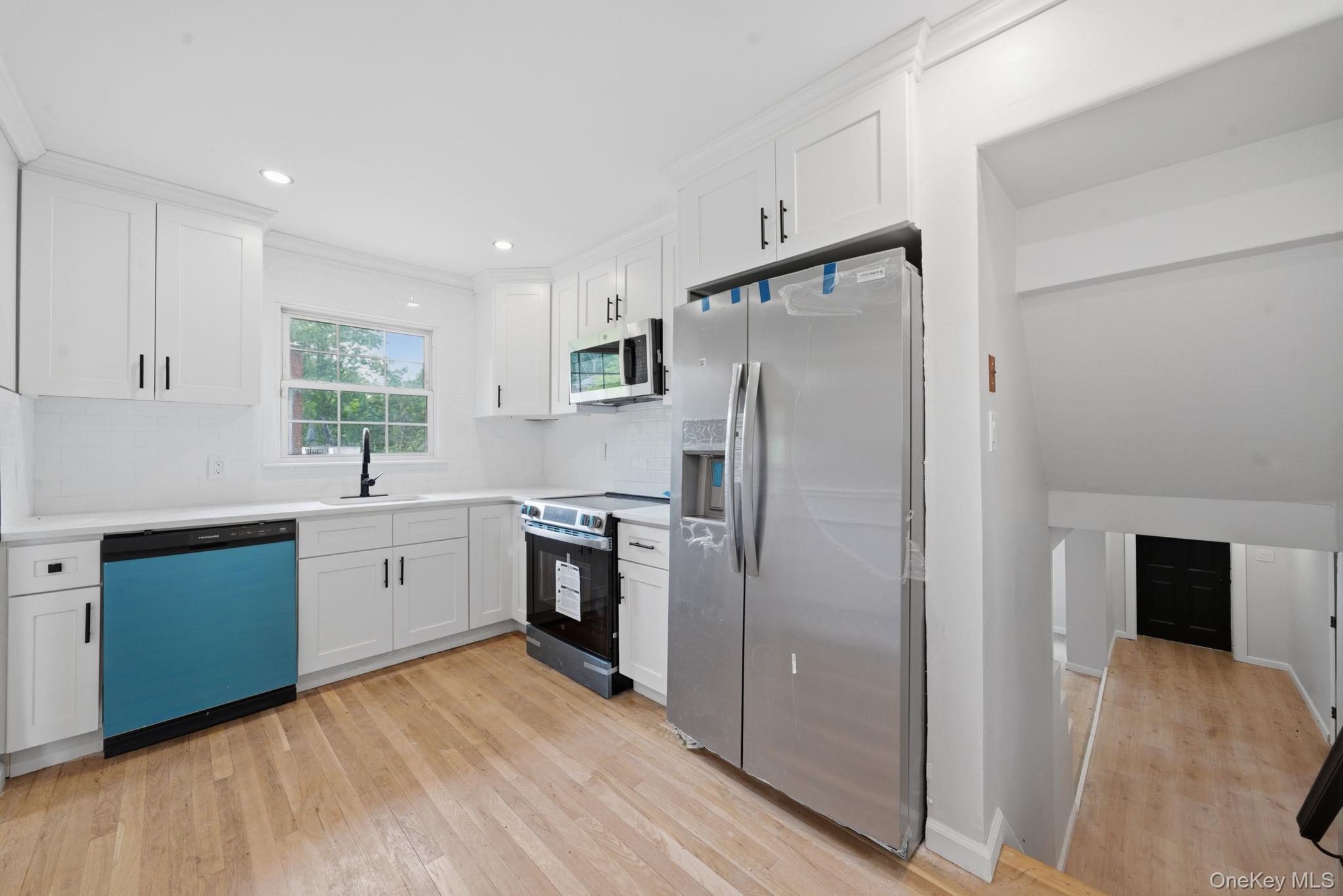 335 Lewis Avenue Property Photo 11