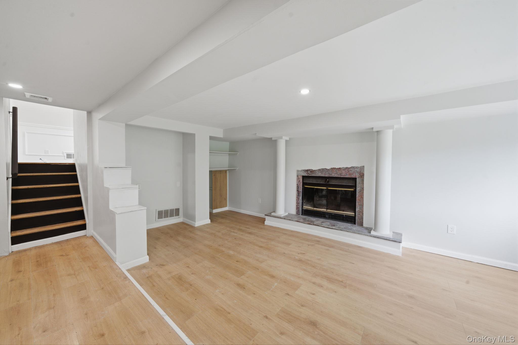 335 Lewis Avenue Property Photo 13
