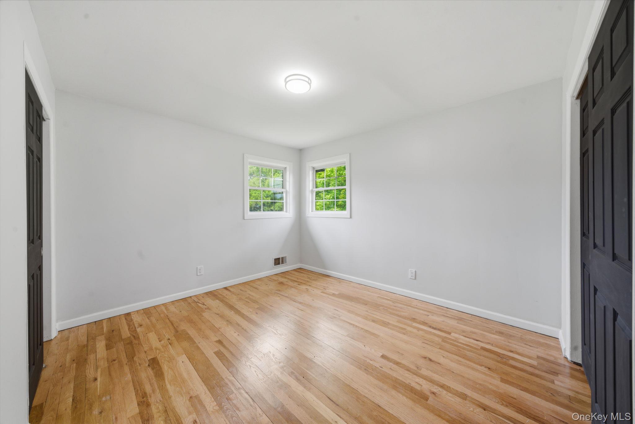 335 Lewis Avenue Property Photo 20