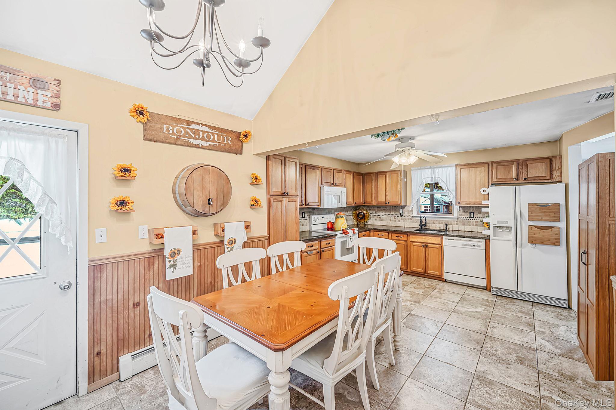 256 Deer Road Property Photo 11