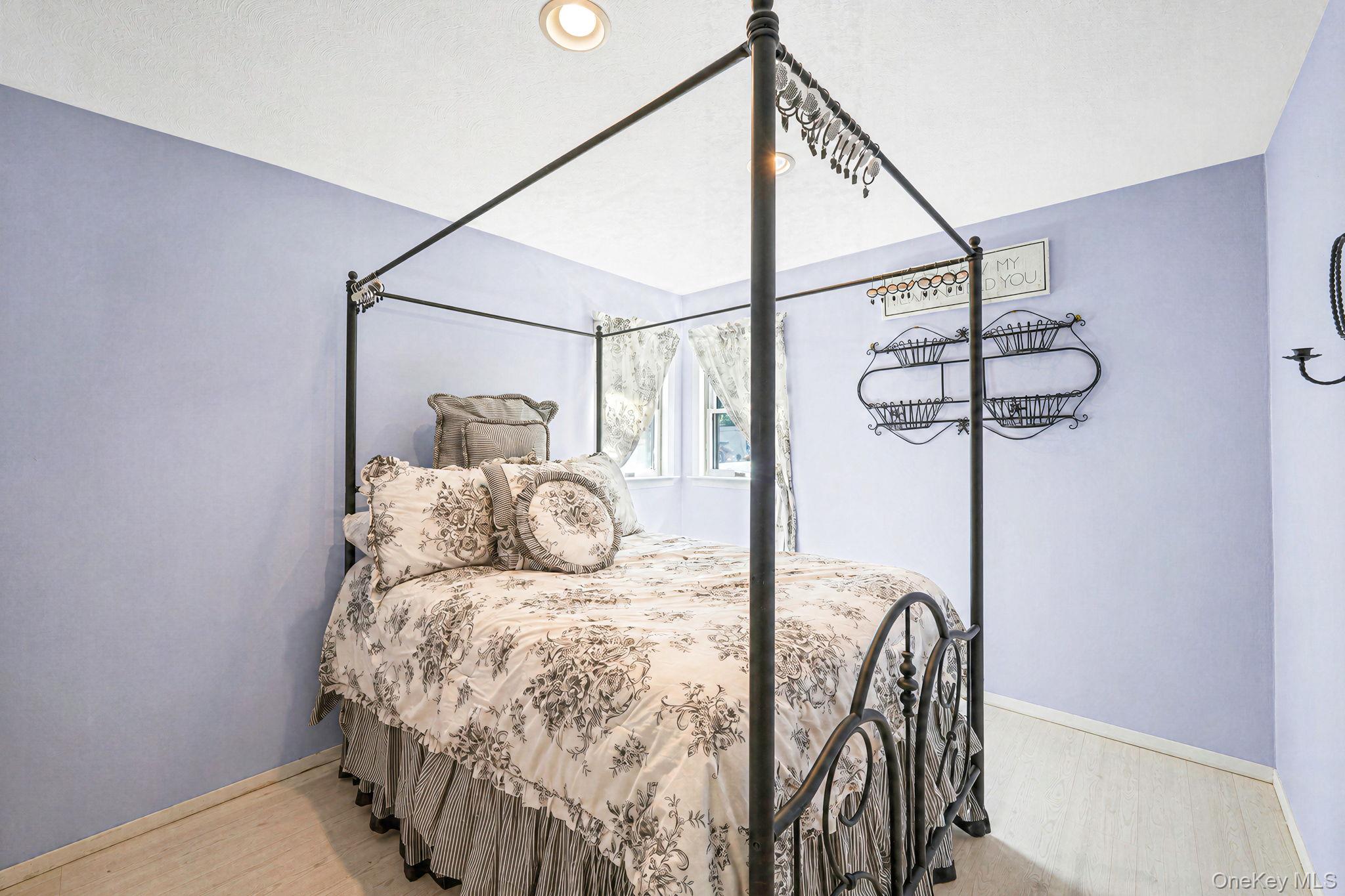 256 Deer Road Property Photo 12