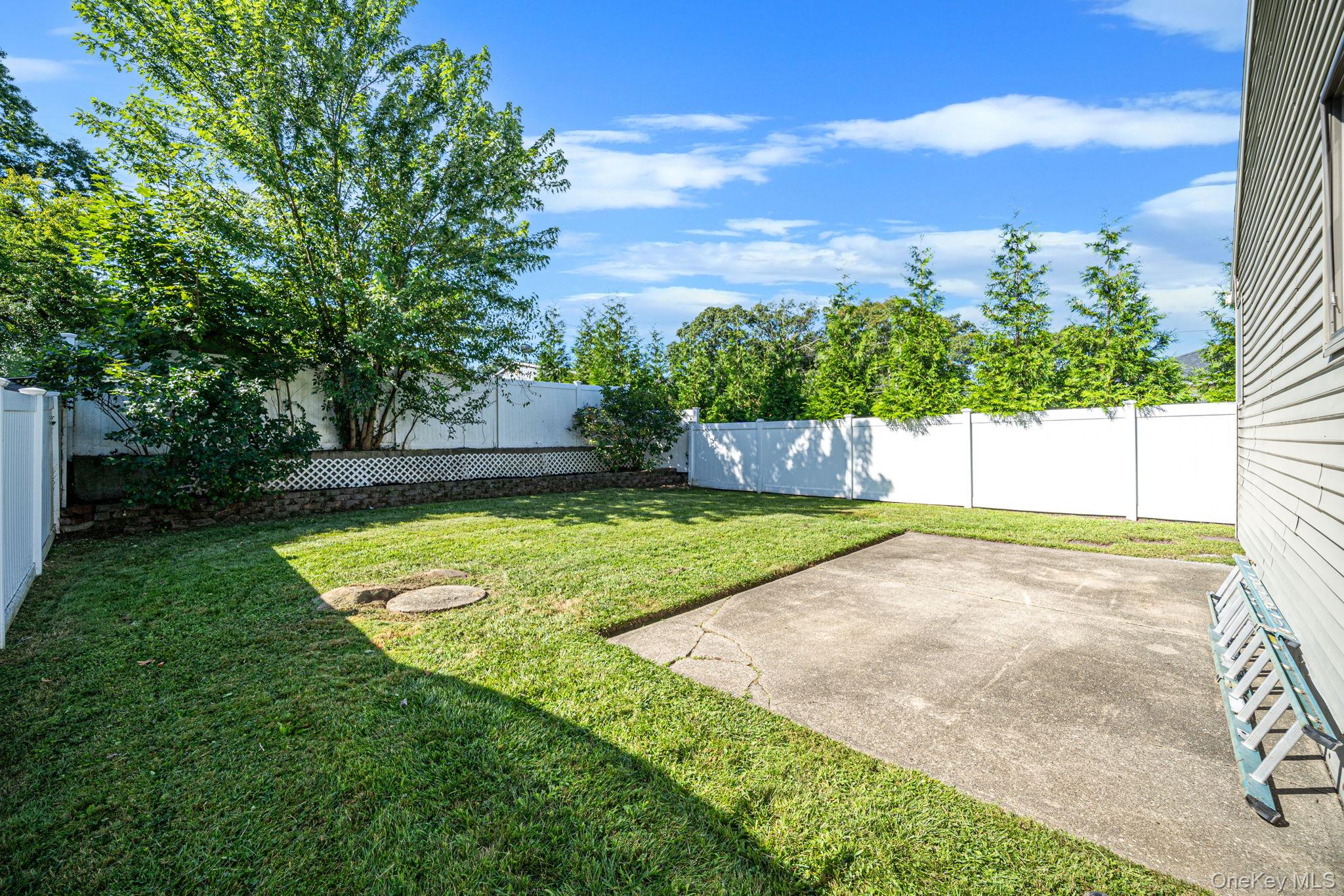 256 Deer Road Property Photo 22