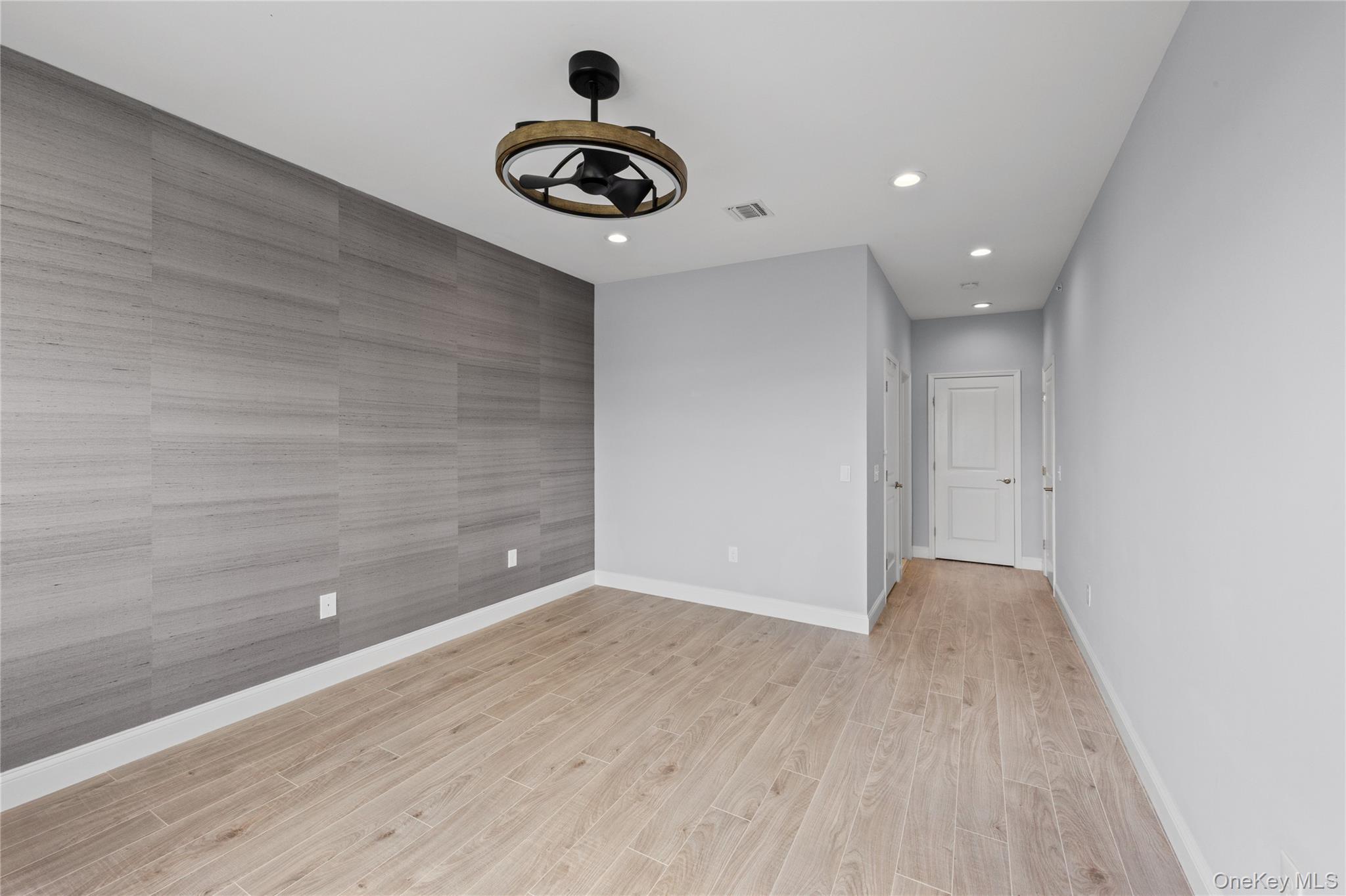 6 Grace Hall Lane Property Photo 23