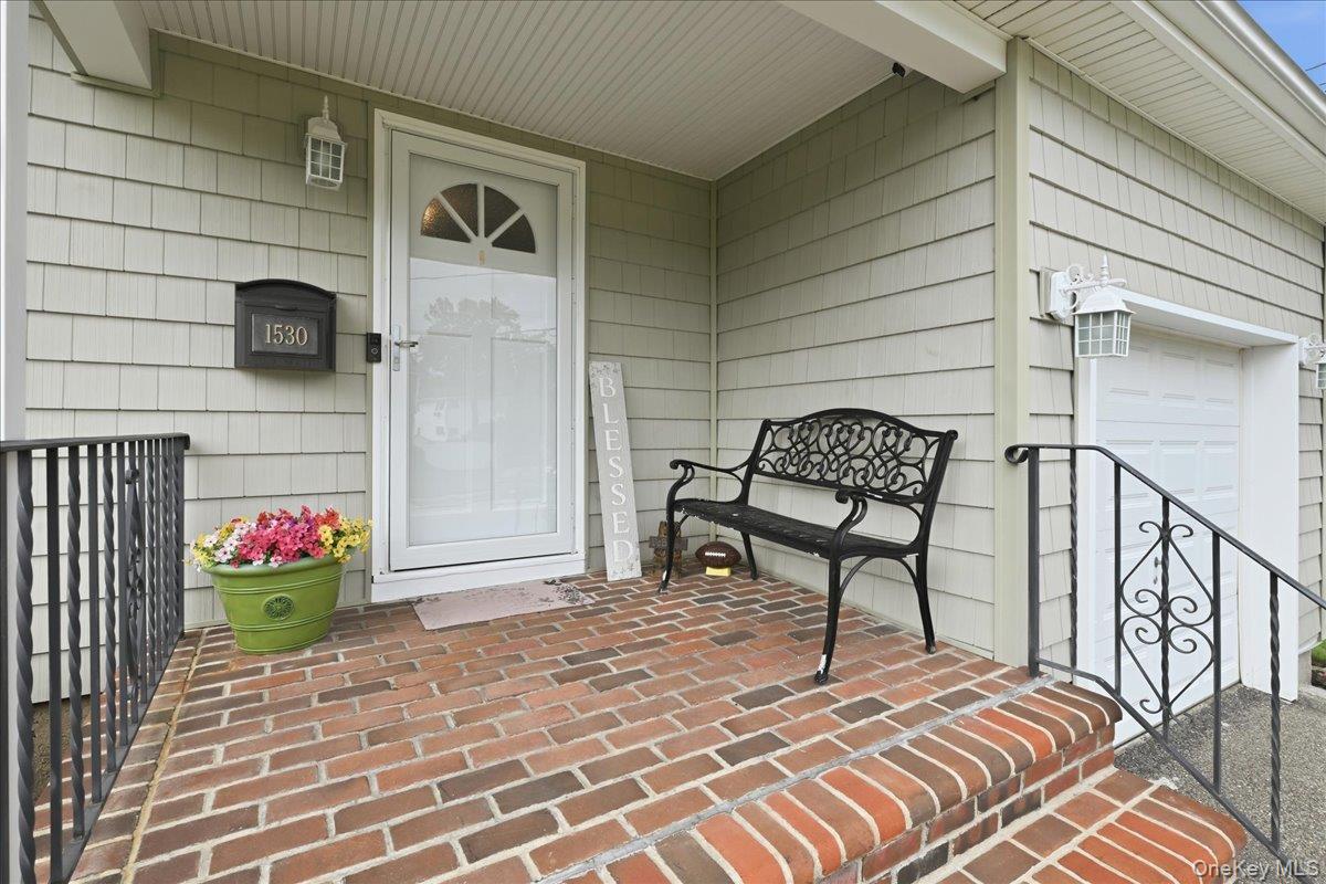 1530 Kimberly Court Property Photo 4