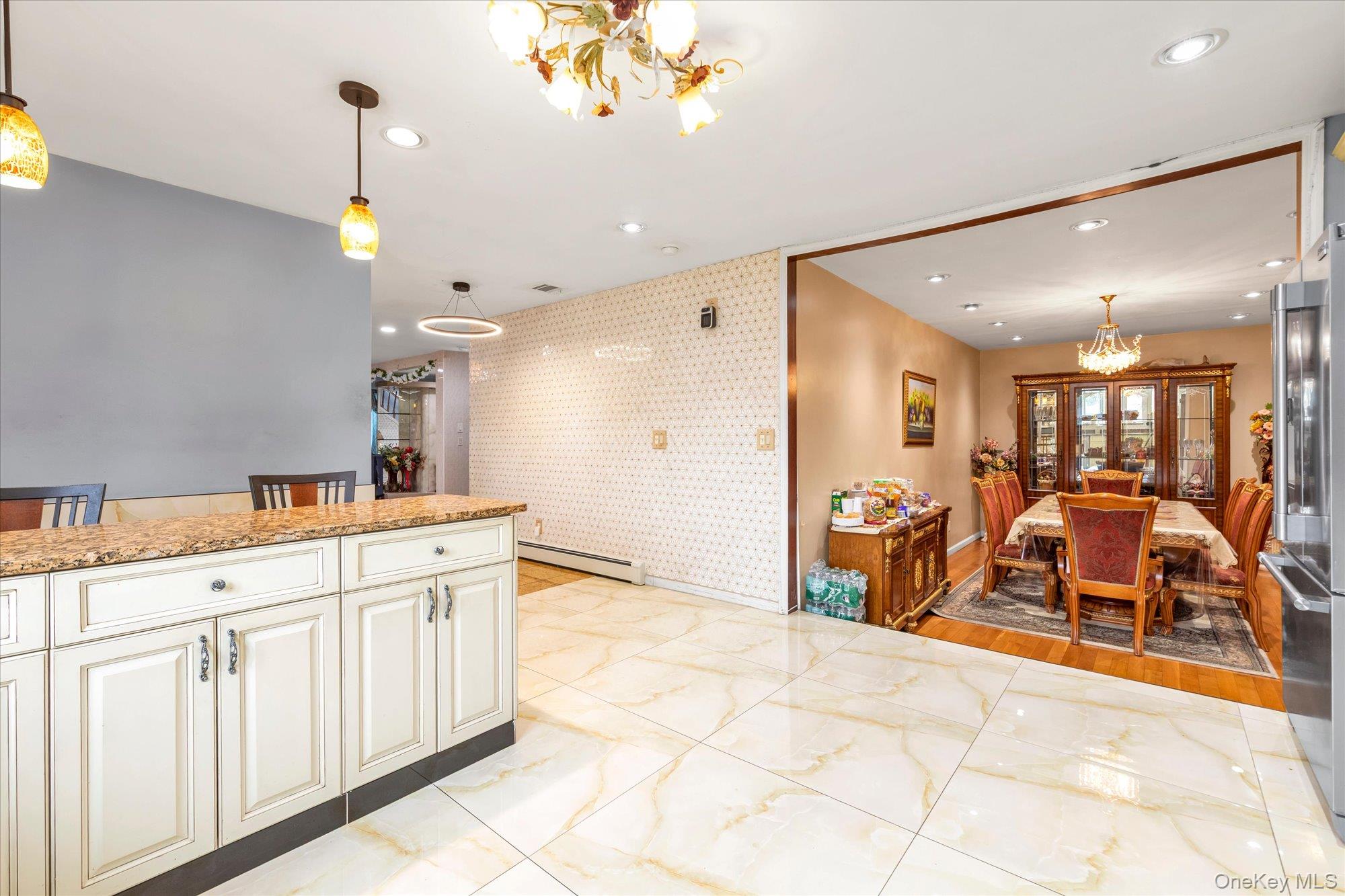 433 Atlantic Avenue Property Photo 6