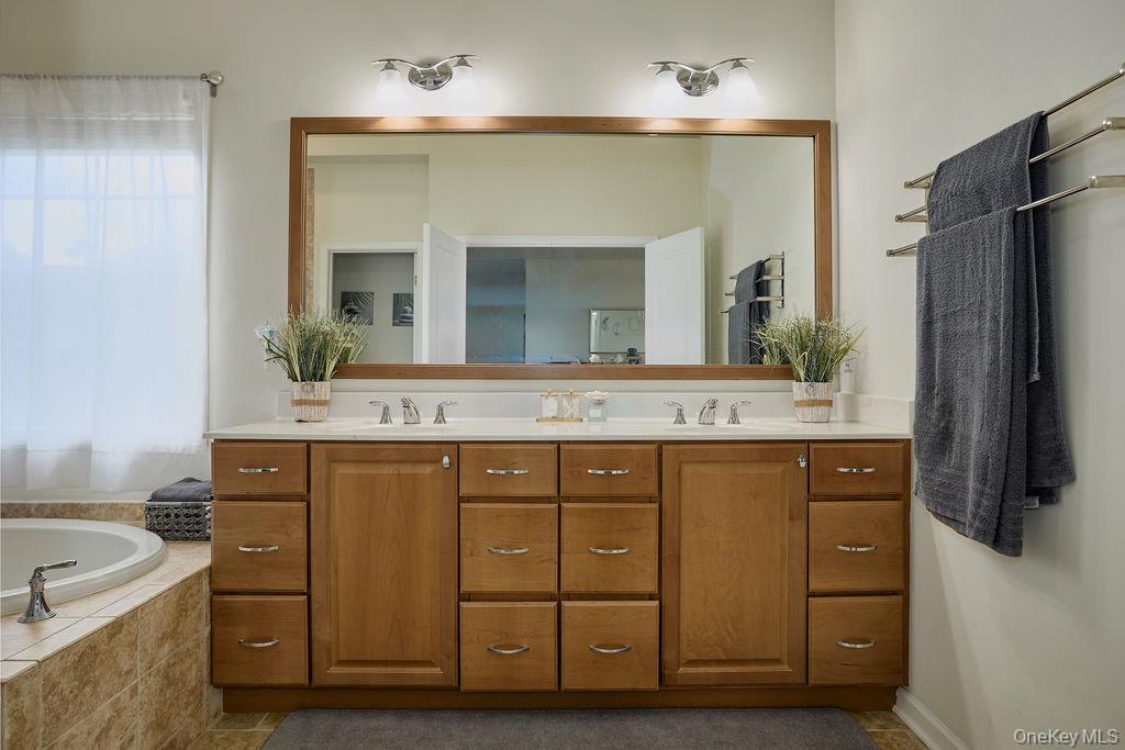 36 Tompkins Lane Property Photo 16