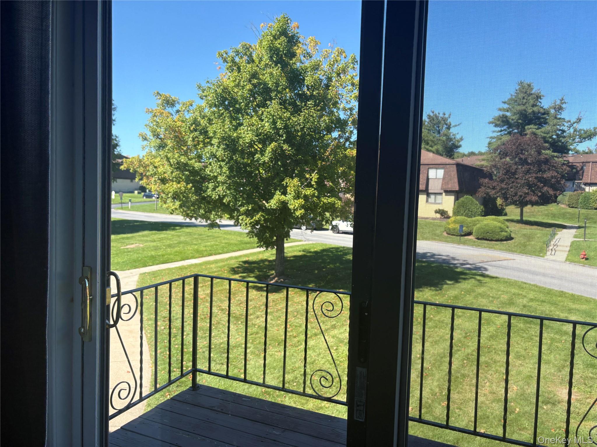 210 Cherry Hill Drive Property Photo 12