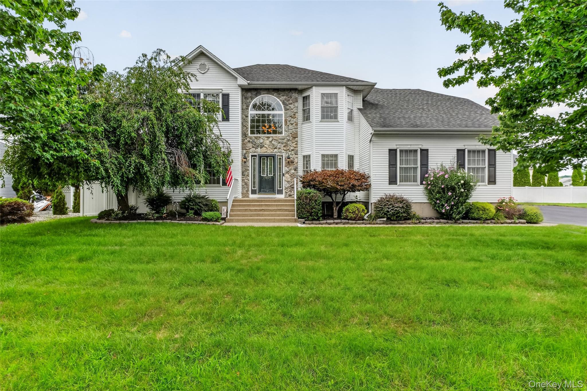 2506 Constitution Way Property Photo 1