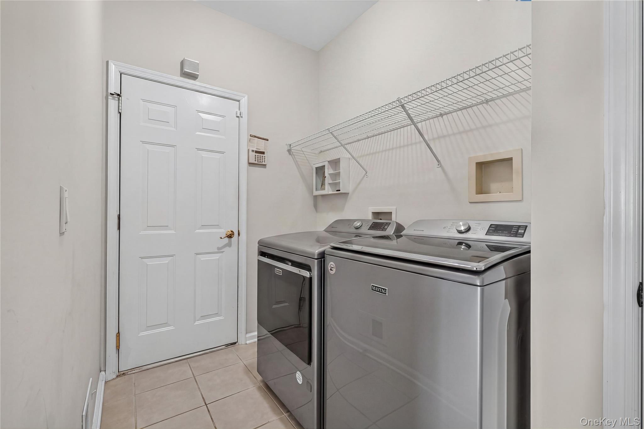 2506 Constitution Way Property Photo 19