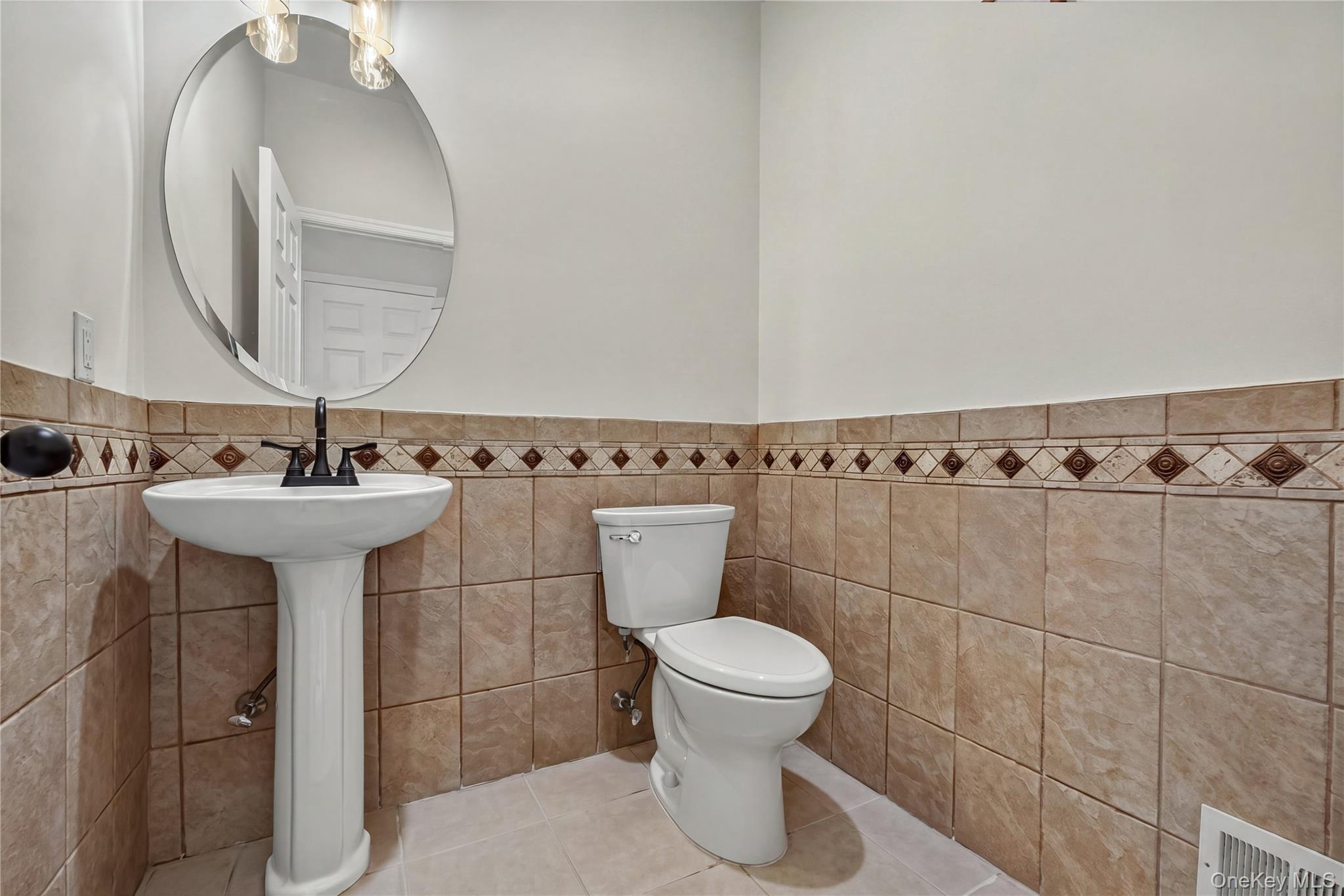 2506 Constitution Way Property Photo 22