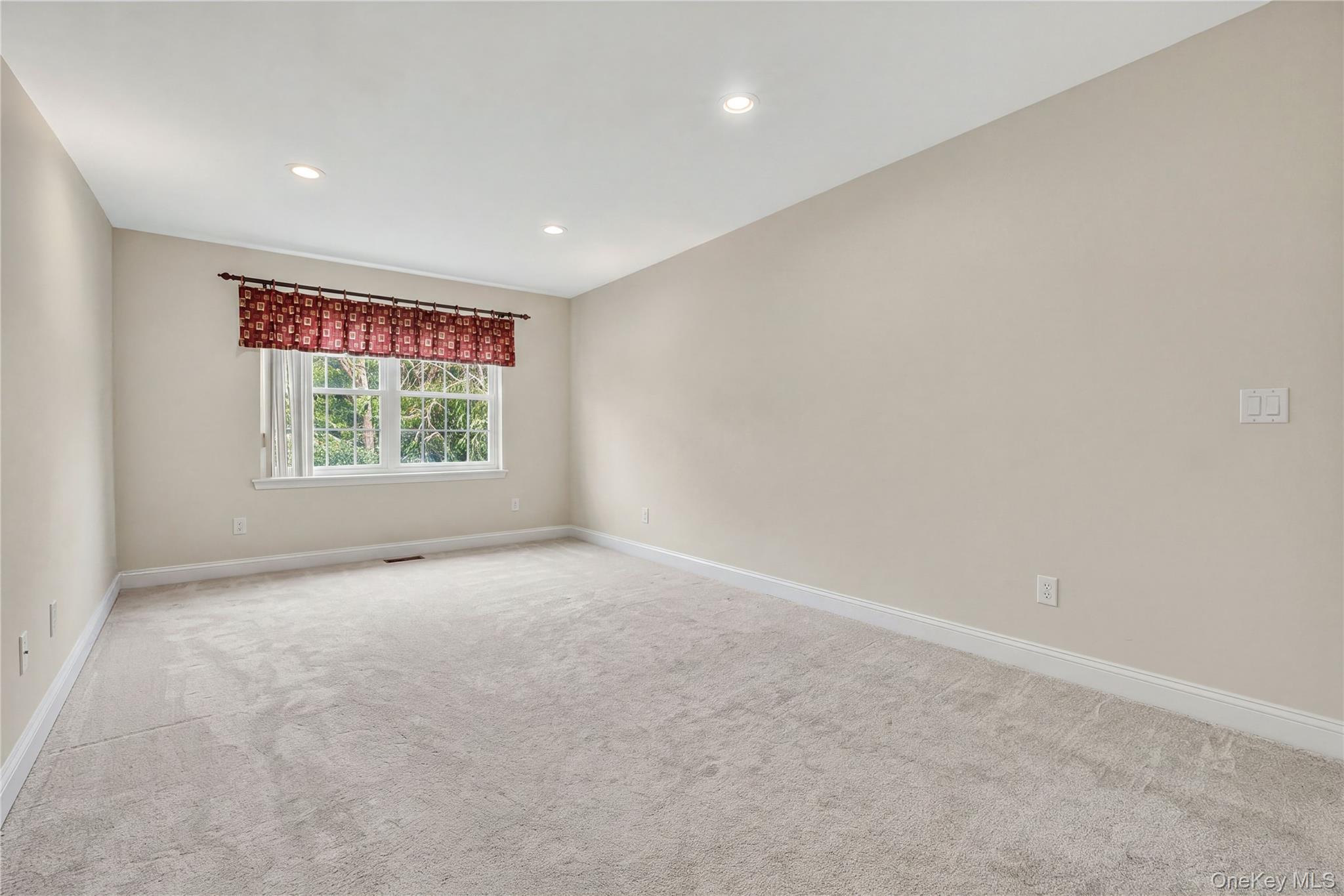 2506 Constitution Way Property Photo 35