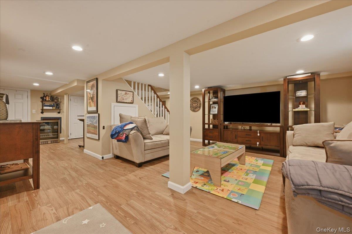 2977 Grand Boulevard Property Photo 19