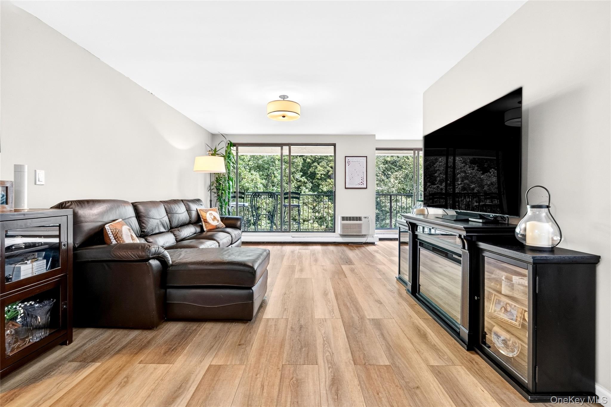 1 David Lane 8b Property Photo 22