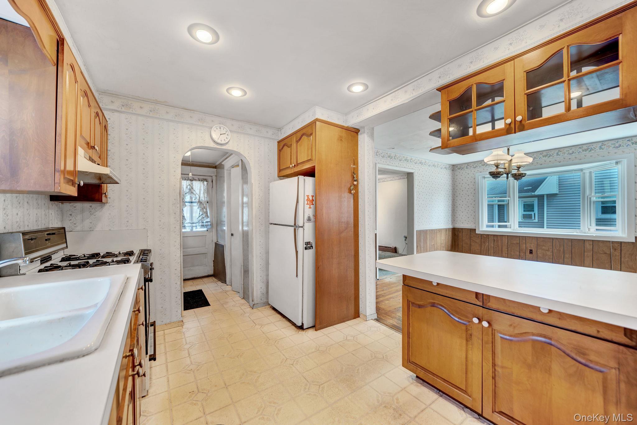 55 Mckinley Avenue Property Photo 9