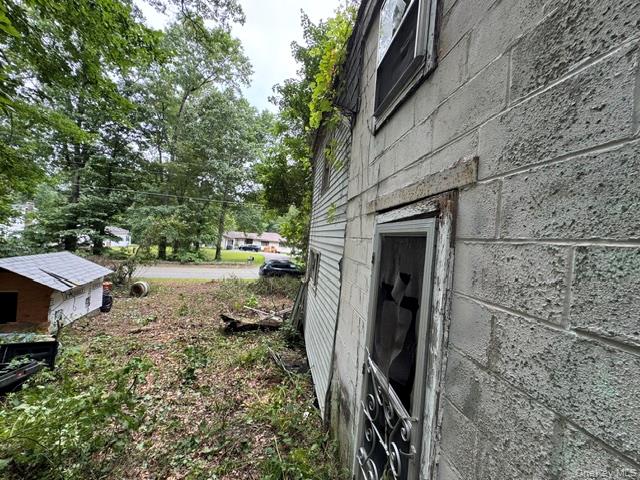 140 N Drury Lane Property Photo 23
