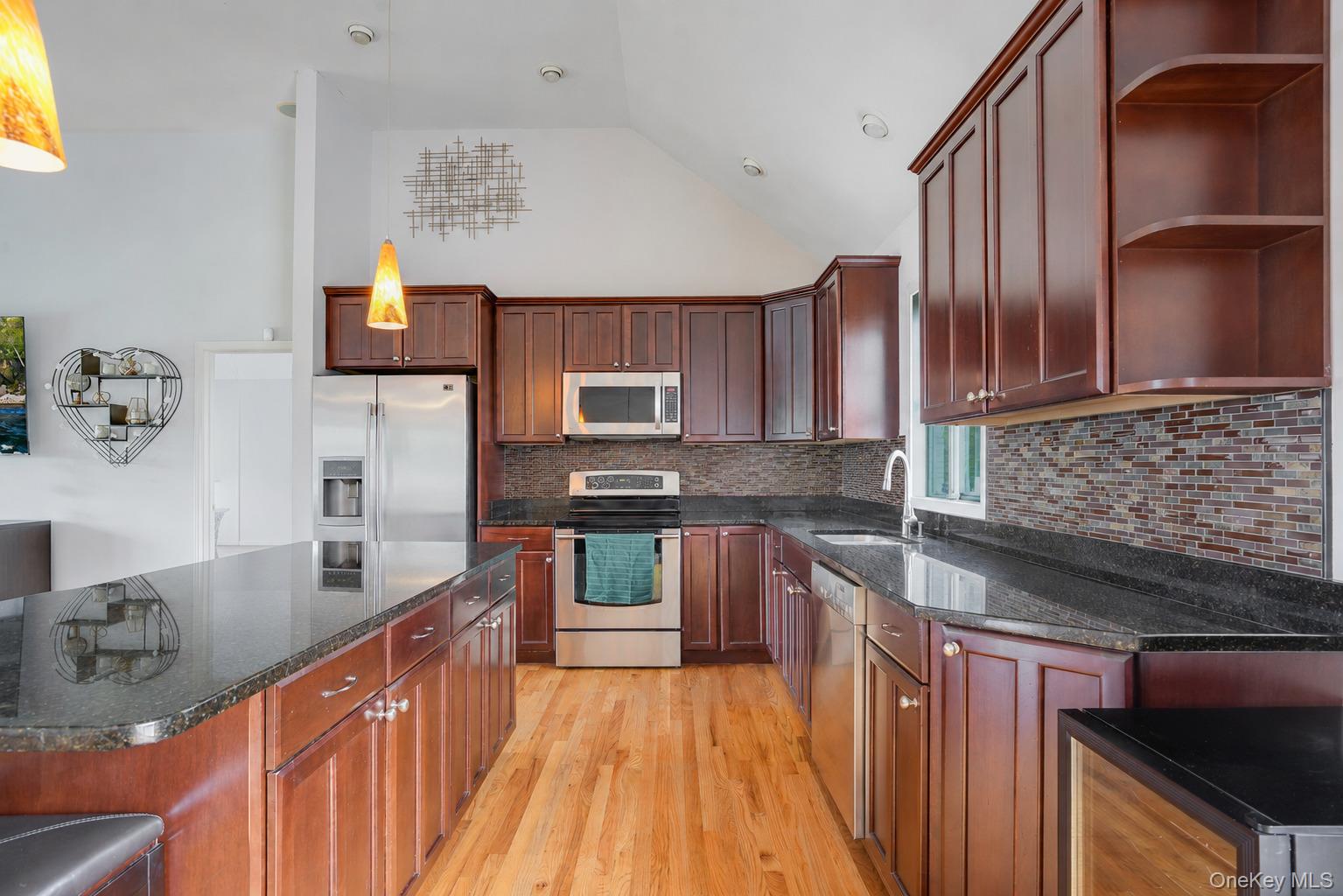 27 Frieda Lane Property Photo 7