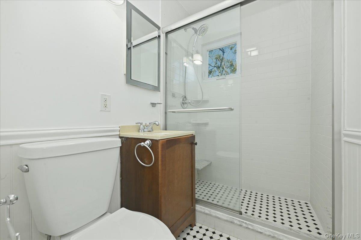 310 West Drive Property Photo 18