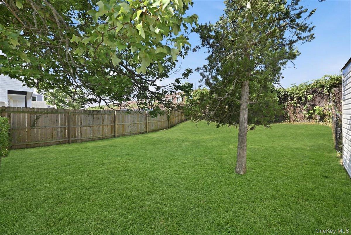 310 West Drive Property Photo 26