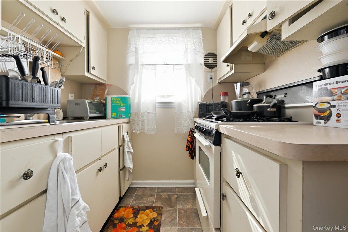81 Franklin Street Property Photo 23