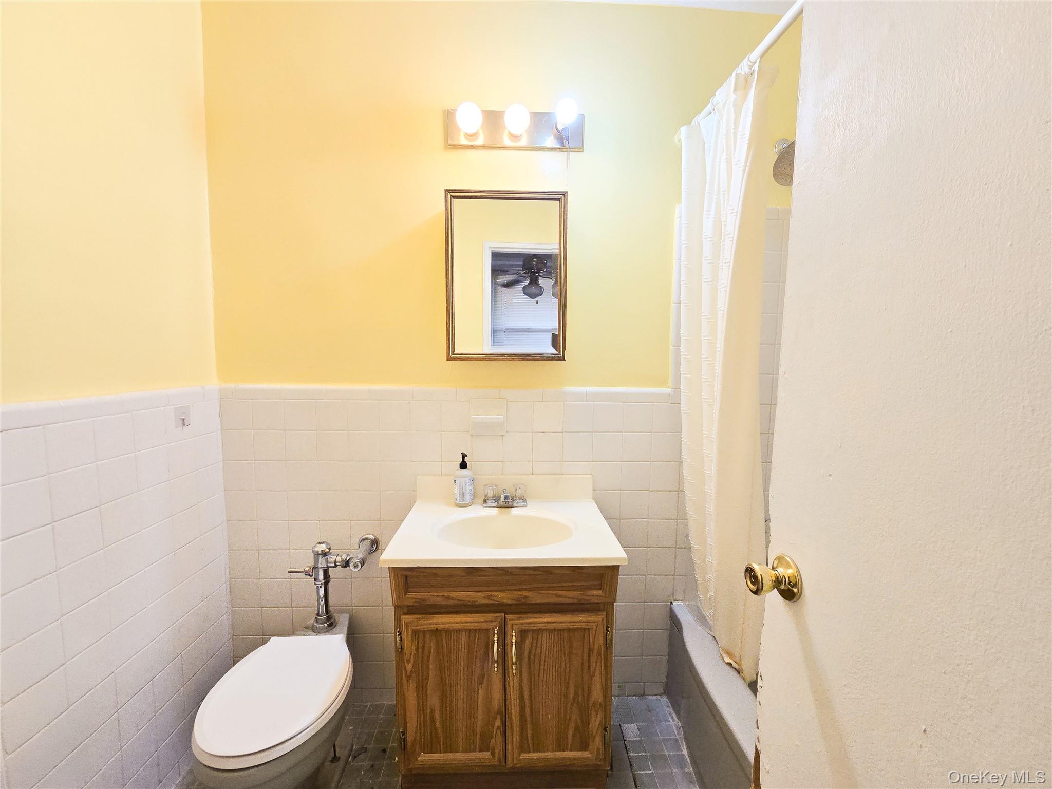47-27 Little Neck Parkway L-2 Property Photo 7