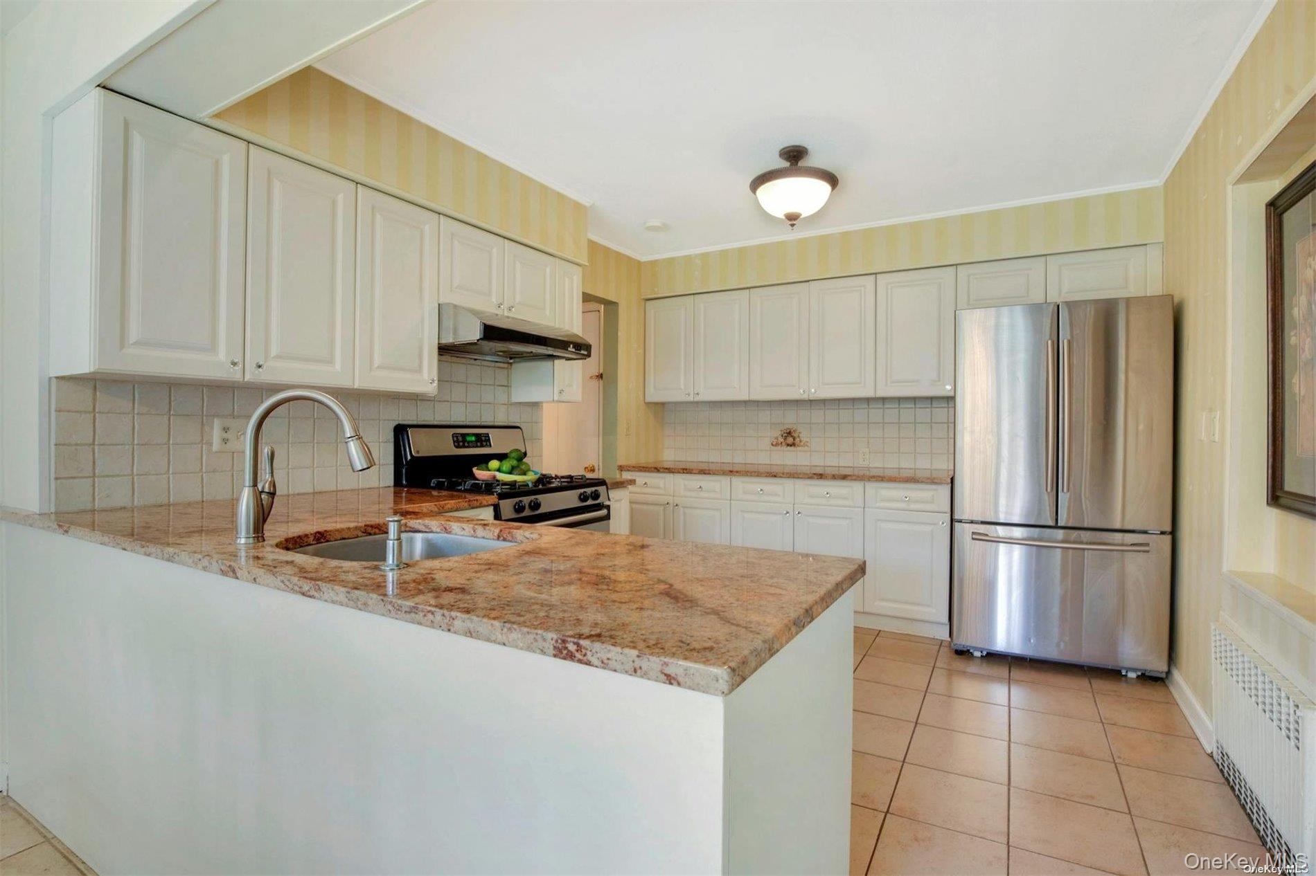 18 Addison Lane Property Photo 19