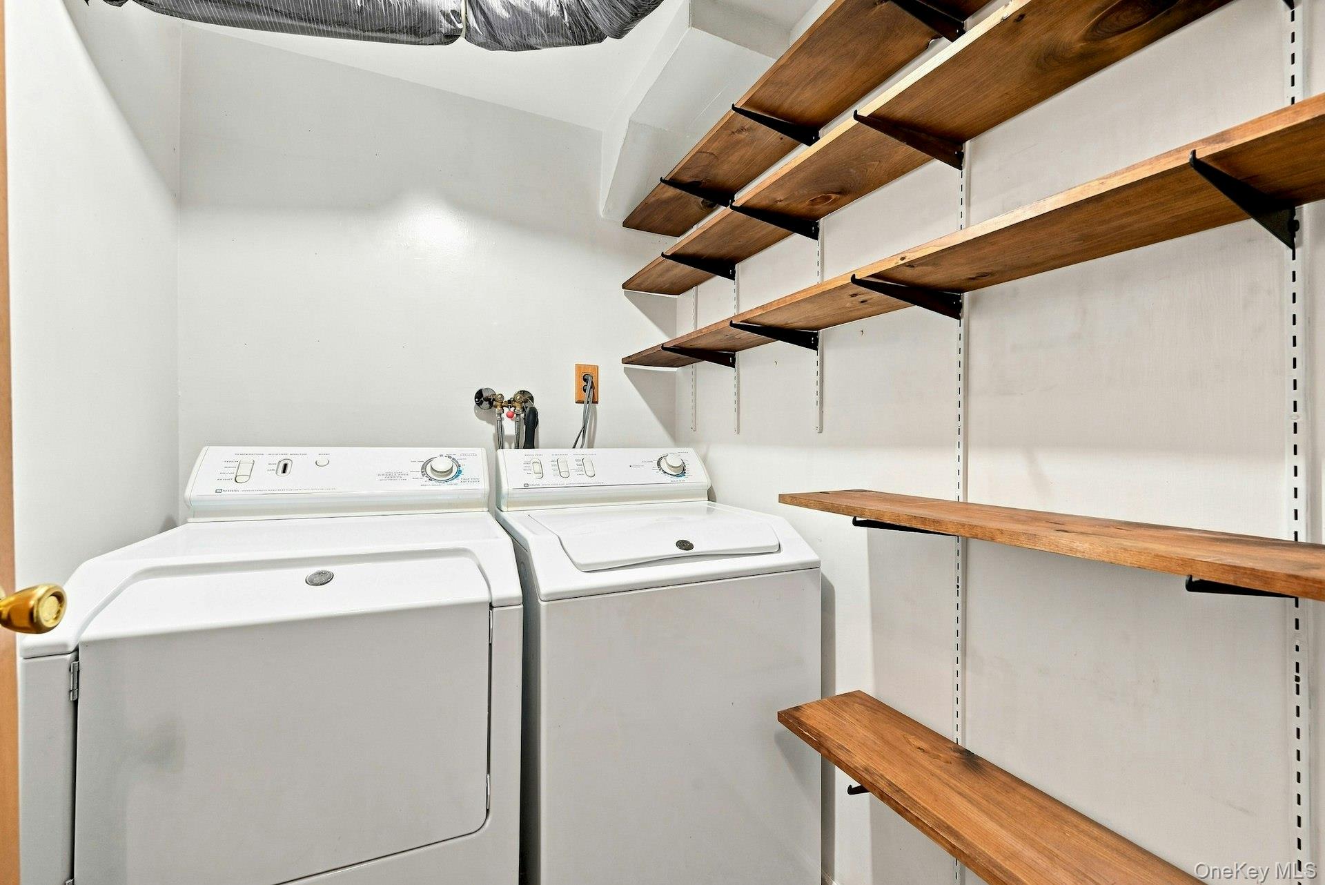 86 39th Street Property Photo 21