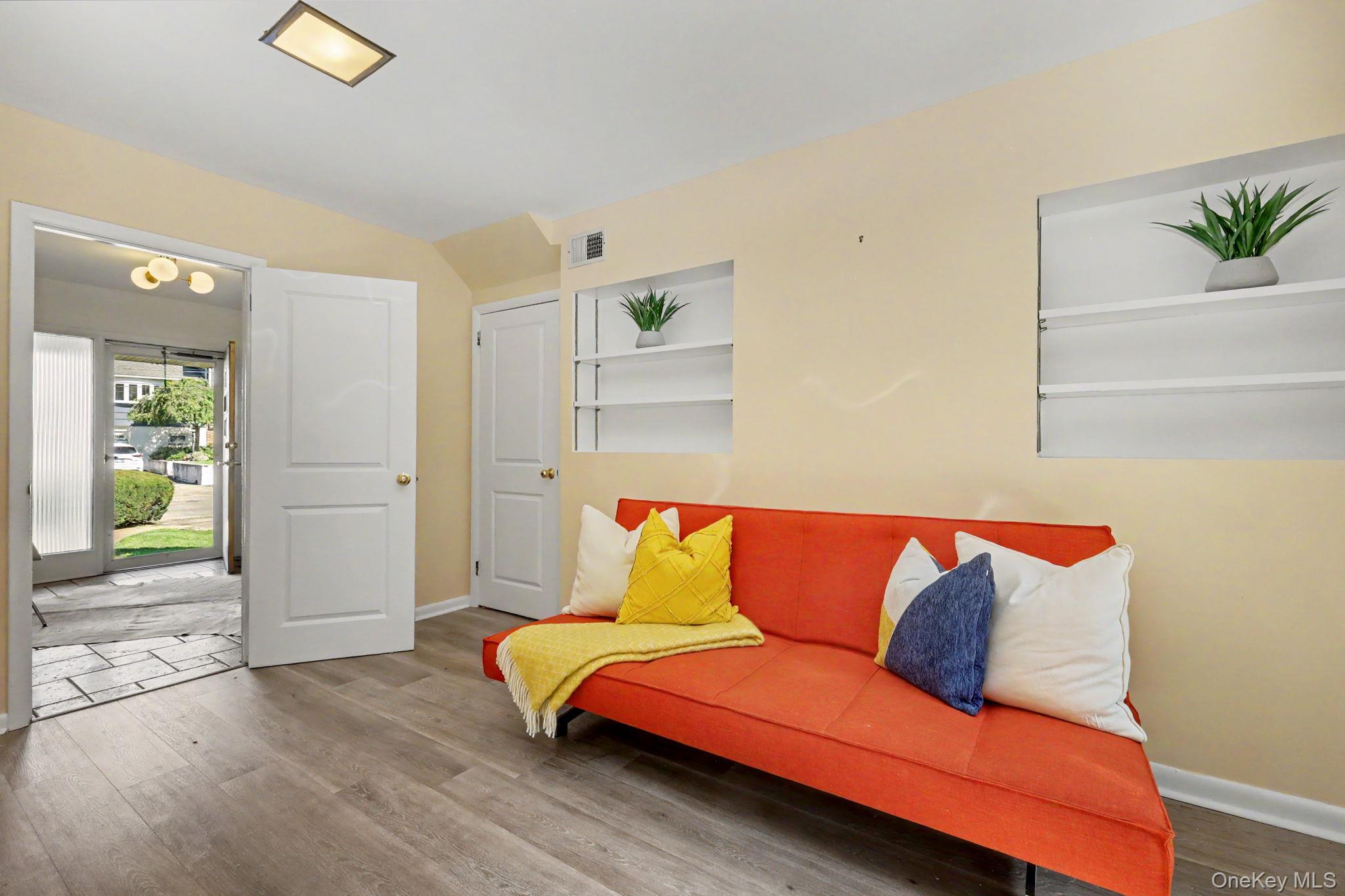 132 Laurel Avenue Property Photo 23