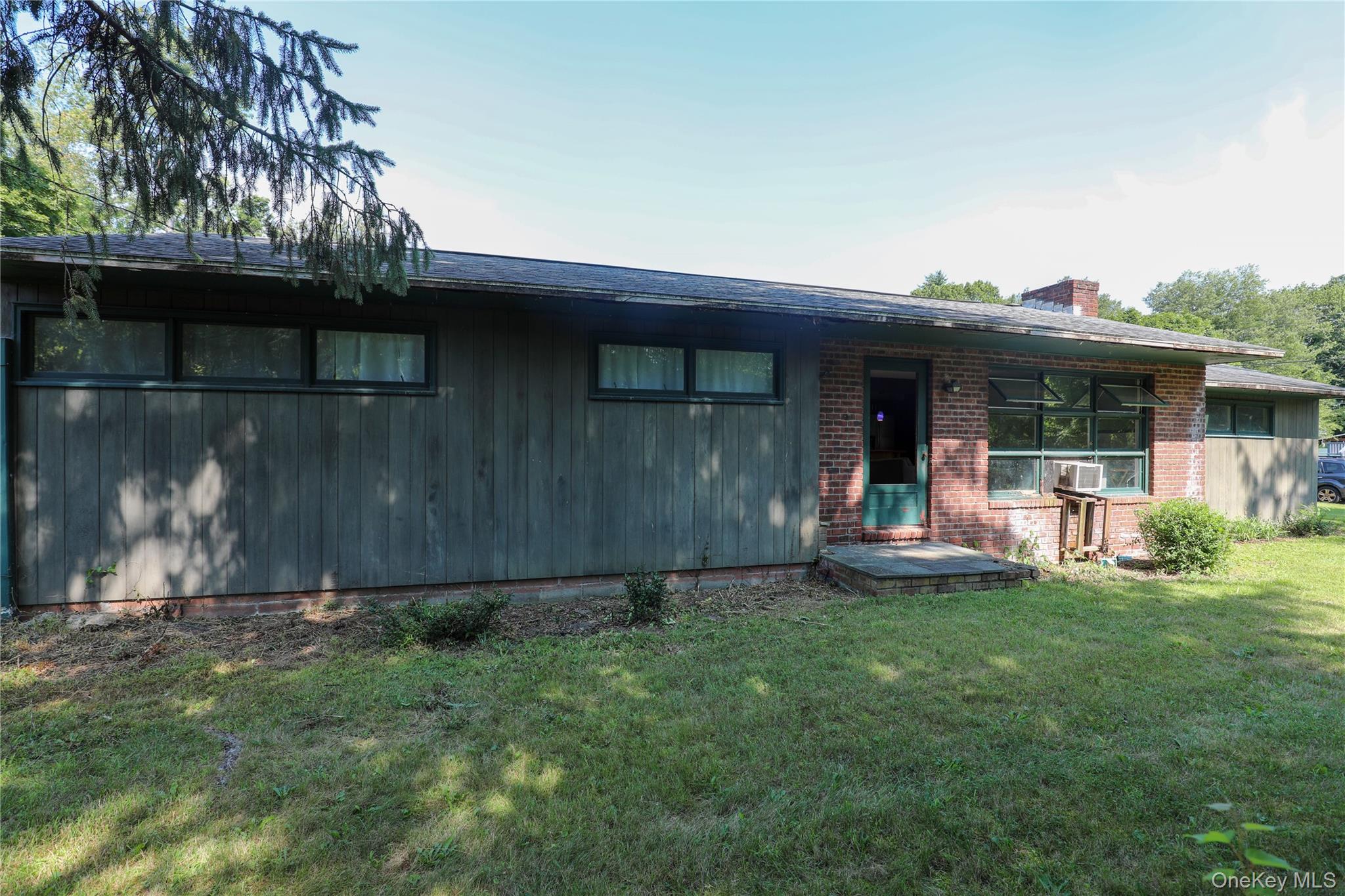203 Maple Lane Property Photo 1