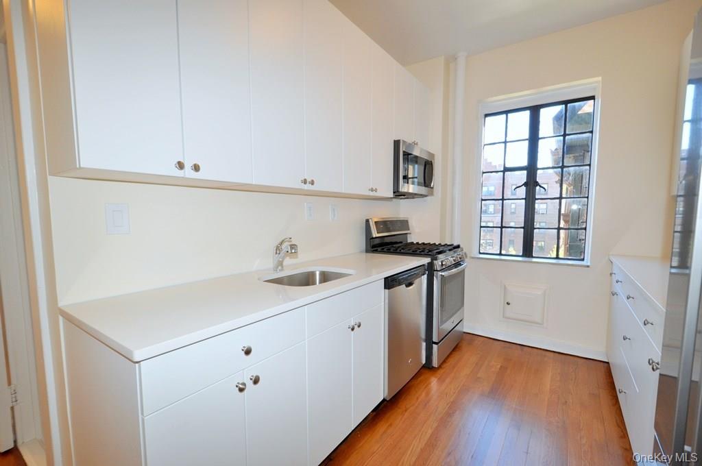 155 Garth Road 4d Property Photo 5