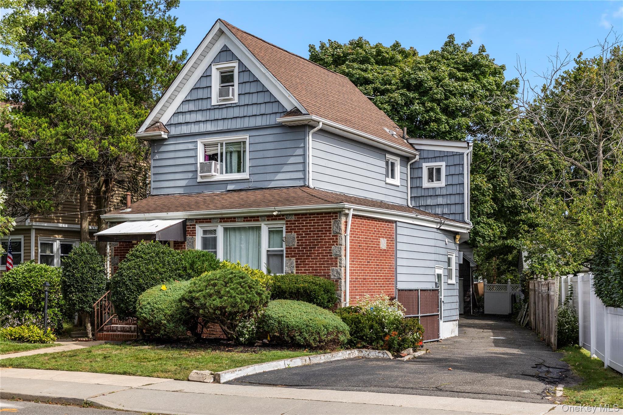 14 Chestnut Street Property Photo 1