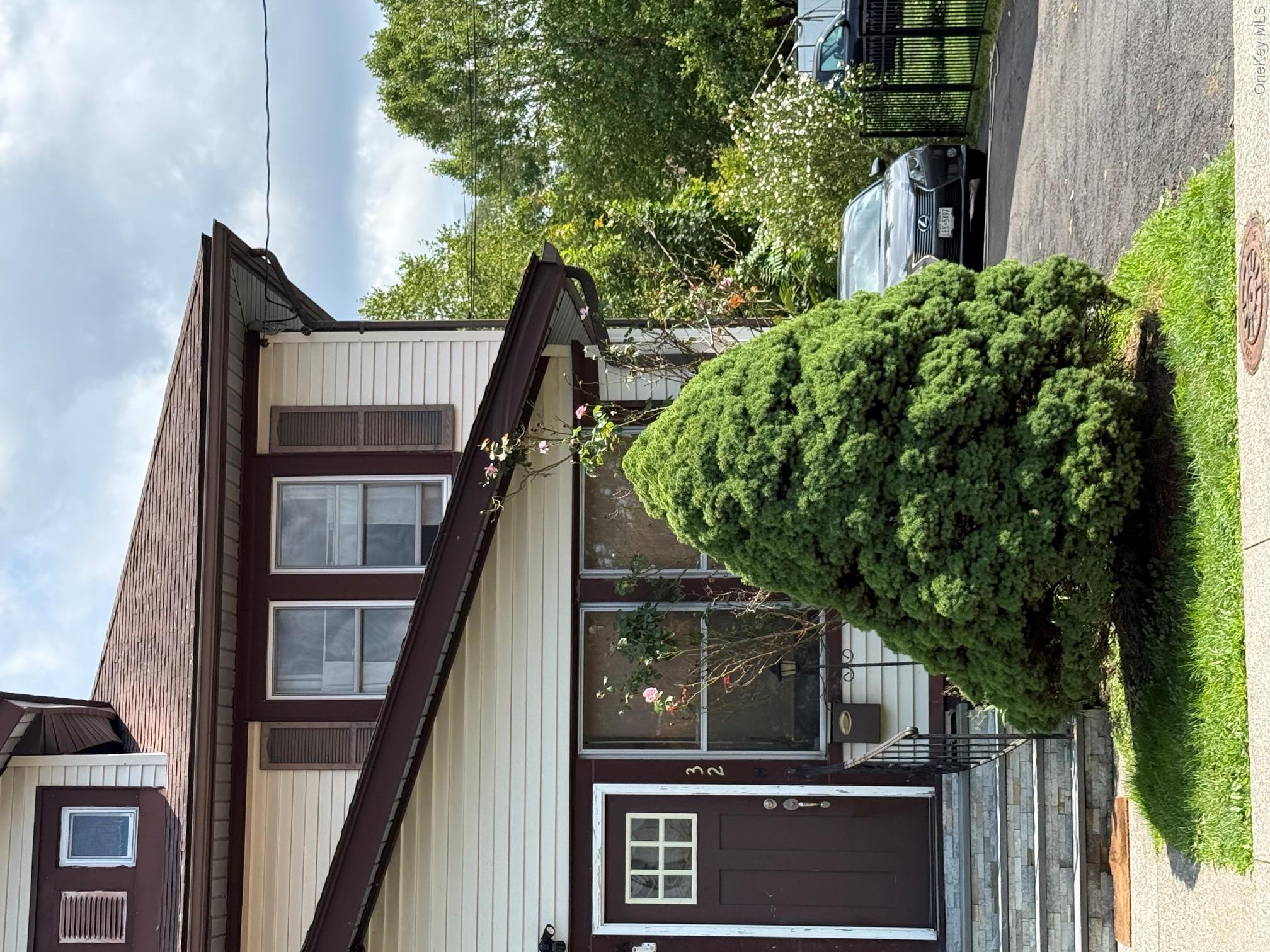 32 S. Brett Street Property Photo 2