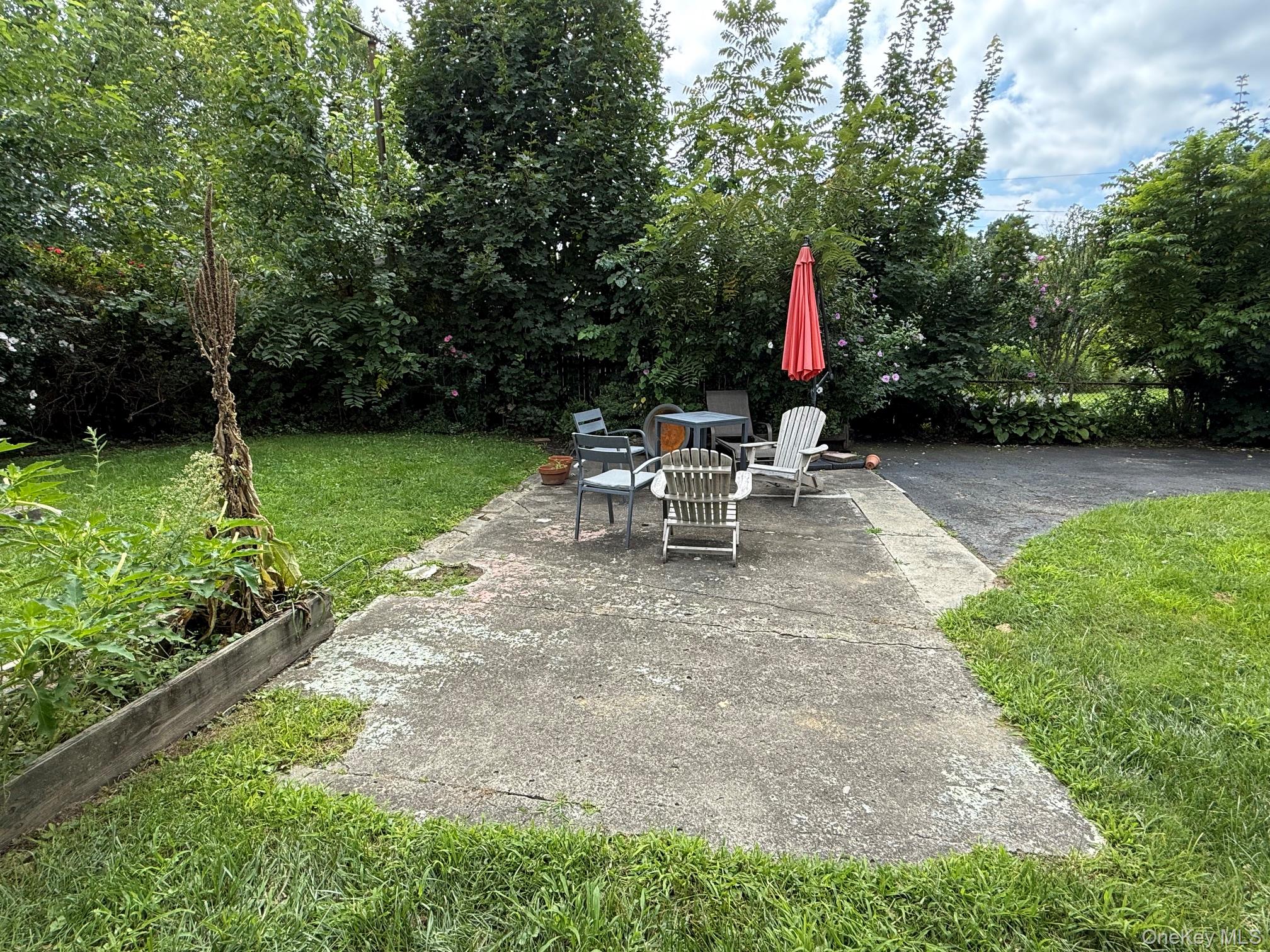 32 S. Brett Street Property Photo 7