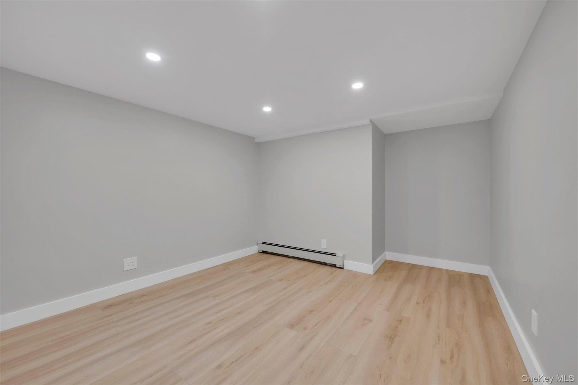 109 Nassau Drive Property Photo 19